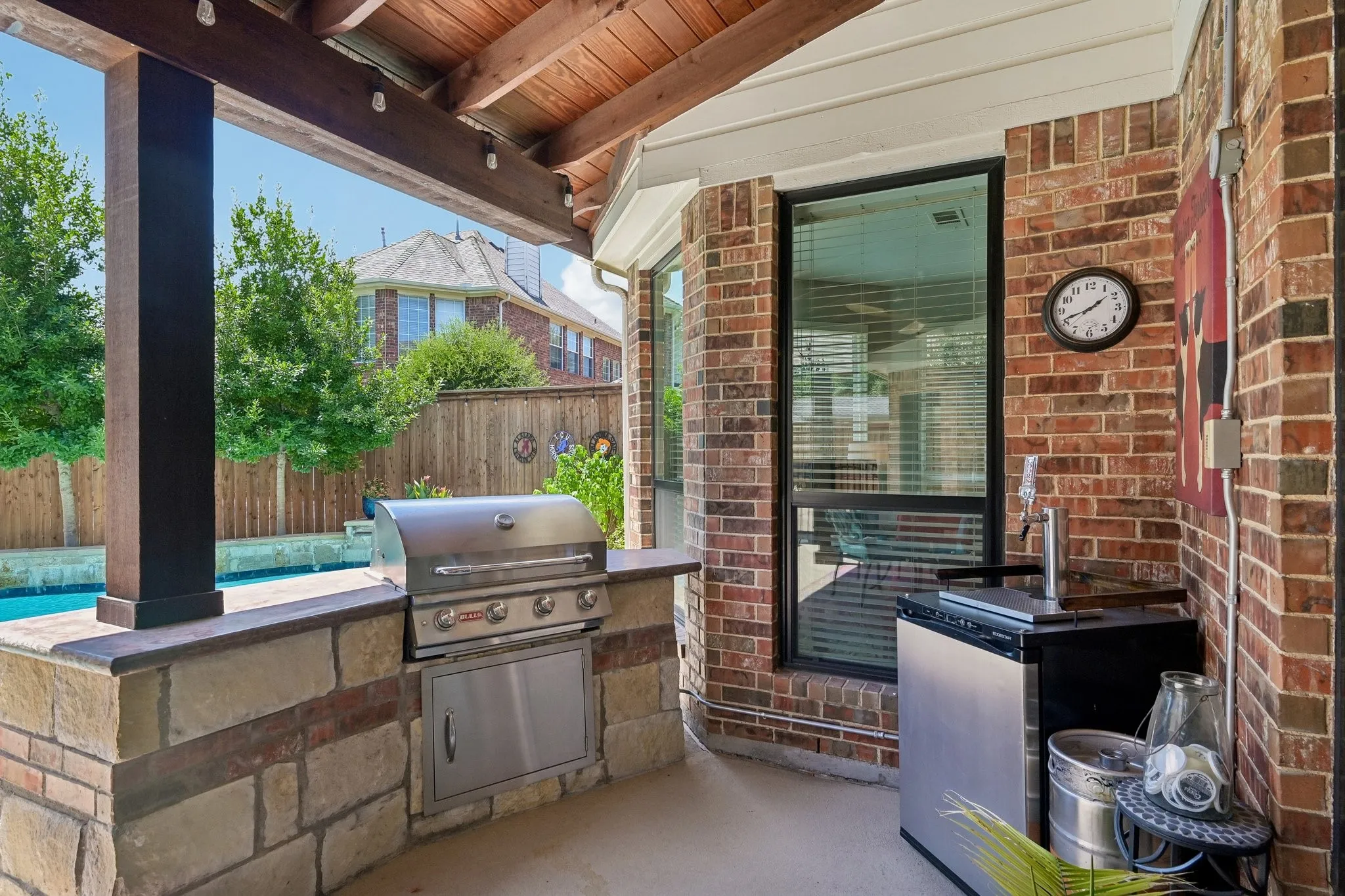 Single Family Residence For Sale in Tarrant County , 1810 Windsong Circle, Keller, Texas 76248, 4 Bedroom, 4 Bathroom, 2 Garage spaces, 3,868 Sqft, built in 1998, mls#21355245, Real Estate Agent in Keller, Homes For Sale in Tarrant county, Homes For Sale in Keller, Realtor in Keller Texas, Real Estate Brokerage Independent Realty Texas, Luminita Cordes Realtor