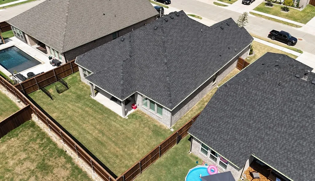 Single Family Residence For Sale in Ellis County , 2405 Hitchford Street, Midlothian, Texas 76065, 3 Bedroom, 3 Bathroom, 2 Garage spaces, 2,606 Sqft, built in 2024, mls#21342713, Real Estate Agent in Midlothian, Homes For Sale in Ellis county, Homes For Sale in Midlothian, Realtor in Midlothian Texas, Real Estate Brokerage Independent Realty Texas, Luminita Cordes Realtor