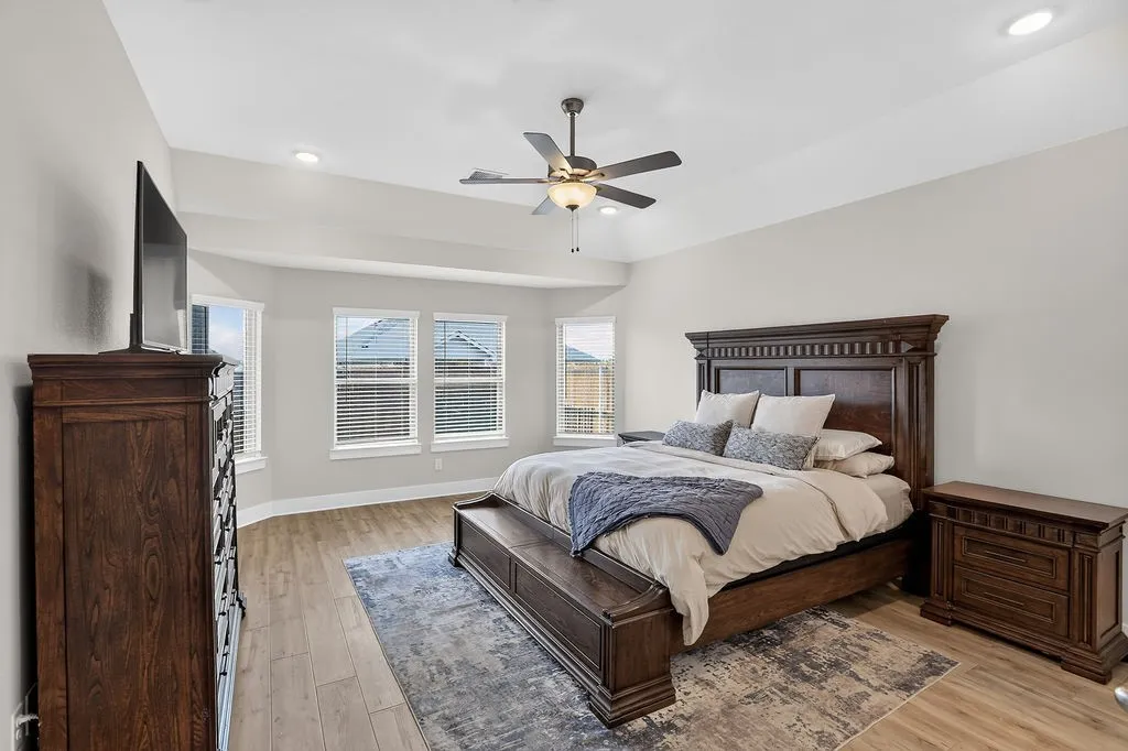 Single Family Residence For Sale in Ellis County , 2405 Hitchford Street, Midlothian, Texas 76065, 3 Bedroom, 3 Bathroom, 2 Garage spaces, 2,606 Sqft, built in 2024, mls#21342713, Real Estate Agent in Midlothian, Homes For Sale in Ellis county, Homes For Sale in Midlothian, Realtor in Midlothian Texas, Real Estate Brokerage Independent Realty Texas, Luminita Cordes Realtor