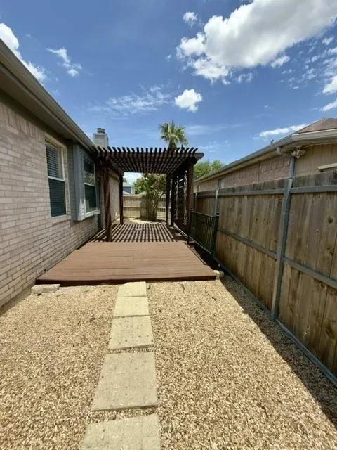 Single Family Residence For Rent in Tarrant County , 4425 Park Creek Court, Fort Worth, Texas 76137, 3 Bedroom, 2 Bathroom, 2 Garage spaces, 1,525 Sqft, built in 1998, mls#21355450, Real Estate Agent in Fort Worth, Homes For Rent in Tarrant county, Homes For Rent in Fort Worth, Realtor in Fort Worth Texas, Real Estate Brokerage Independent Realty Texas, Luminita Cordes Realtor