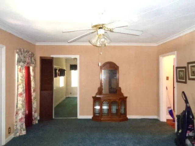 Single Family Residence For Sale in Smith County , 505 Hillcrest Avenue 1, Tyler, Texas 75702, 3 Bedroom, 1 Bathroom, 1 Garage spaces, 1,352 Sqft, built in 1940, mls#21355470, Real Estate Agent in Tyler, Homes For Sale in Smith county, Homes For Sale in Tyler, Realtor in Tyler Texas, Real Estate Brokerage Independent Realty Texas, Luminita Cordes Realtor