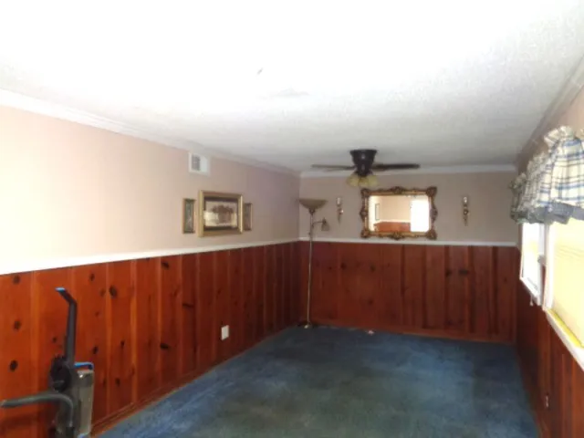Single Family Residence For Sale in Smith County , 505 Hillcrest Avenue 1, Tyler, Texas 75702, 3 Bedroom, 1 Bathroom, 1 Garage spaces, 1,352 Sqft, built in 1940, mls#21355470, Real Estate Agent in Tyler, Homes For Sale in Smith county, Homes For Sale in Tyler, Realtor in Tyler Texas, Real Estate Brokerage Independent Realty Texas, Luminita Cordes Realtor