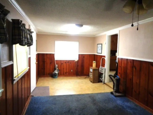 Single Family Residence For Sale in Smith County , 505 Hillcrest Avenue 1, Tyler, Texas 75702, 3 Bedroom, 1 Bathroom, 1 Garage spaces, 1,352 Sqft, built in 1940, mls#21355470, Real Estate Agent in Tyler, Homes For Sale in Smith county, Homes For Sale in Tyler, Realtor in Tyler Texas, Real Estate Brokerage Independent Realty Texas, Luminita Cordes Realtor