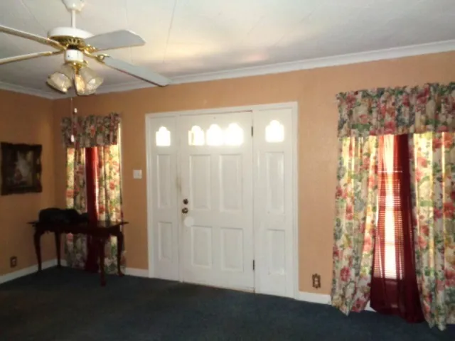 Single Family Residence For Sale in Smith County , 505 Hillcrest Avenue 1, Tyler, Texas 75702, 3 Bedroom, 1 Bathroom, 1 Garage spaces, 1,352 Sqft, built in 1940, mls#21355470, Real Estate Agent in Tyler, Homes For Sale in Smith county, Homes For Sale in Tyler, Realtor in Tyler Texas, Real Estate Brokerage Independent Realty Texas, Luminita Cordes Realtor
