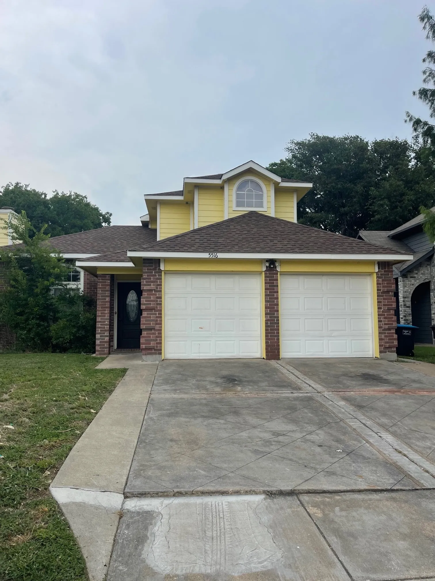 Single Family Residence For Rent in Tarrant County , 5516 Stone Meadow Lane, Fort Worth, Texas 76179, 3 Bedroom, 2 Bathroom, 2 Garage spaces, 1,346 Sqft, built in 1987, mls#21355473, Real Estate Agent in Fort Worth, Homes For Rent in Tarrant county, Homes For Rent in Fort Worth, Realtor in Fort Worth Texas, Real Estate Brokerage Independent Realty Texas, Luminita Cordes Realtor
