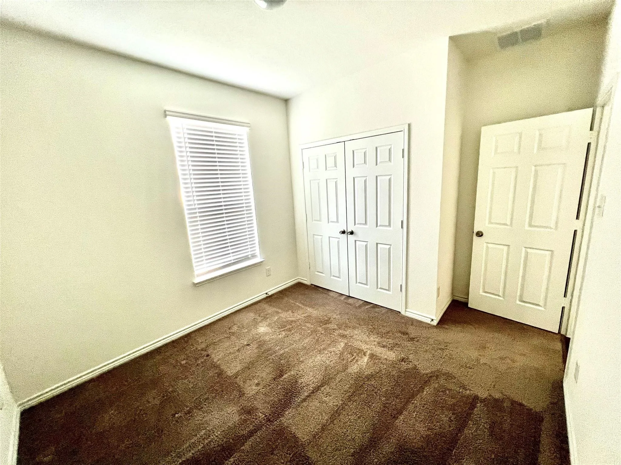 Single Family Residence For Rent in Denton County , 1012 West Drive, Aubrey, Texas 76227, 3 Bedroom, 2 Bathroom, 2 Garage spaces, 1,530 Sqft, built in 2021, mls#21352741, Real Estate Agent in Aubrey, Homes For Rent in Denton county, Homes For Rent in Aubrey, Realtor in Aubrey Texas, Real Estate Brokerage Independent Realty Texas, Luminita Cordes Realtor