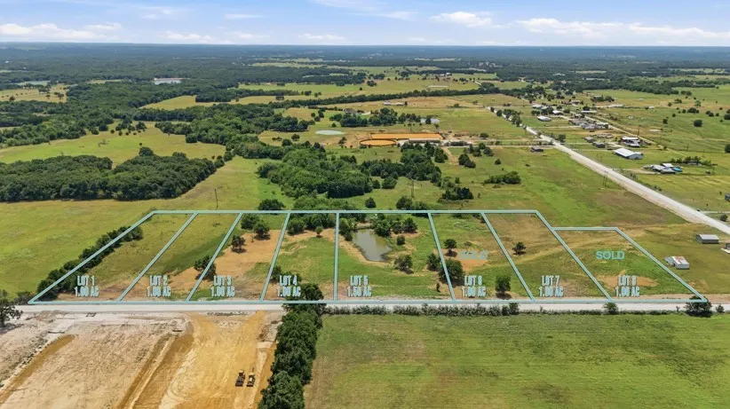 Unimproved Land For Sale in Cooke County , TBD Lot 2 County Road 155, Whitesboro, Texas 76273, 0, 0, Garage spaces, 0 Sqft, built in 1950, Price $89,900, mls#21355482, Real Estate Agent in Whitesboro, Homes For Sale in Cooke county, Homes For Sale in Whitesboro, Realtor in Whitesboro Texas, Real Estate Brokerage Independent Realty Texas, Luminita Cordes Realtor