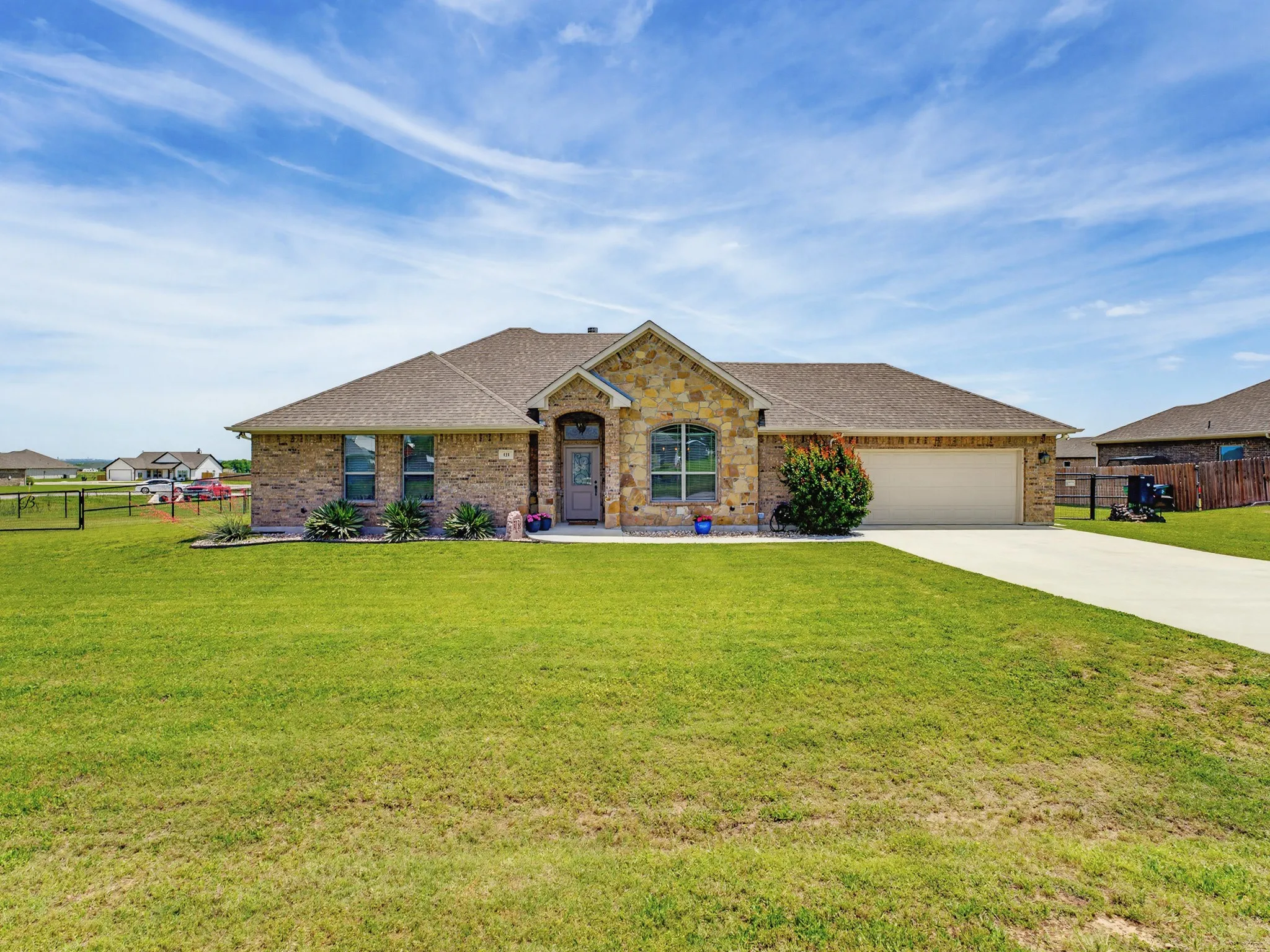 Single Family Residence For Sale in Wise County , 121 Walnut Street, Paradise, Texas 76073, 3 Bedroom, 2 Bathroom, 2 Garage spaces, 1,680 Sqft, built in 2019, mls#21351975, Real Estate Agent in Paradise, Homes For Sale in Wise county, Homes For Sale in Paradise, Realtor in Paradise Texas, Real Estate Brokerage Independent Realty Texas, Luminita Cordes Realtor