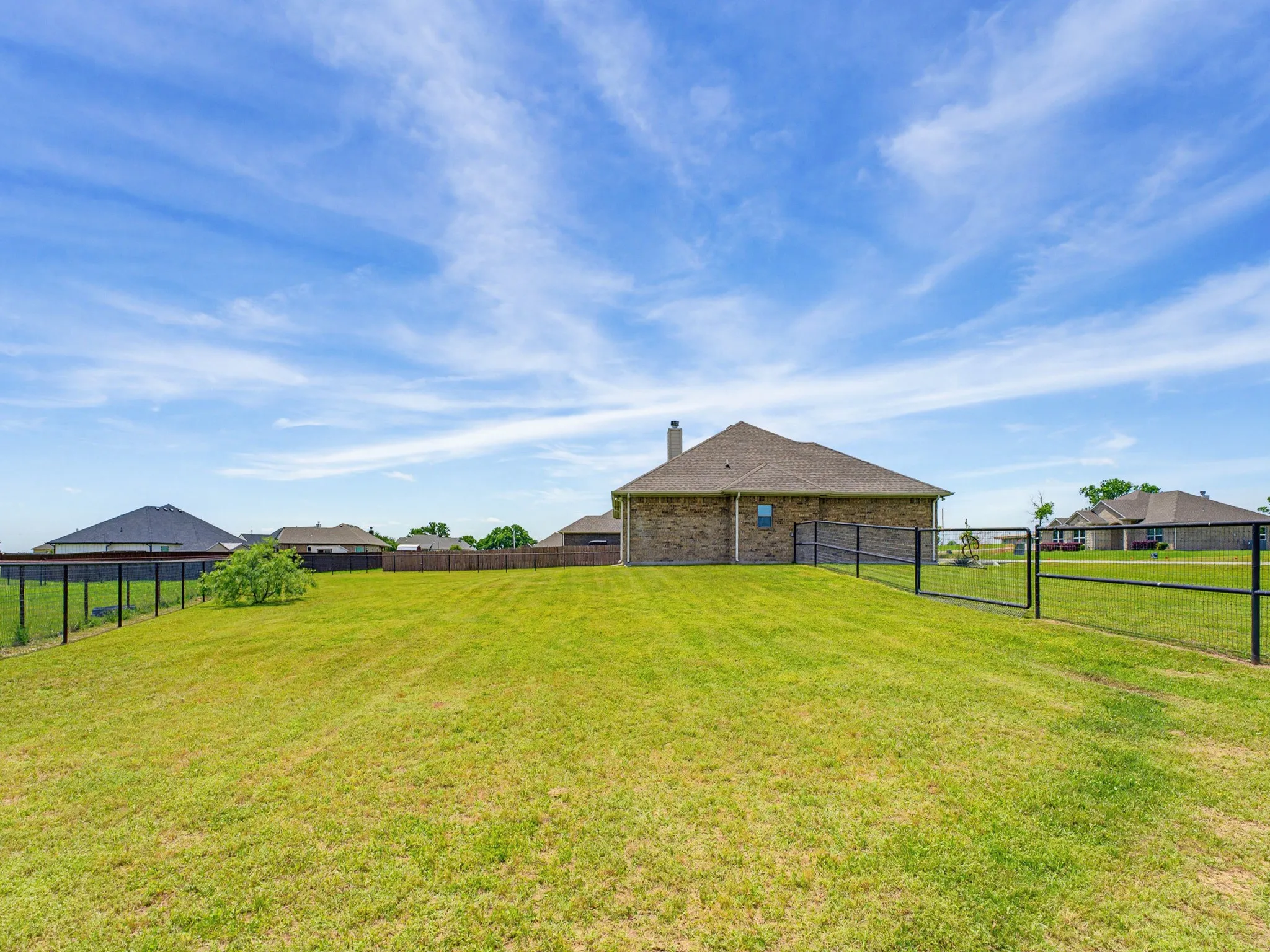 Single Family Residence For Sale in Wise County , 121 Walnut Street, Paradise, Texas 76073, 3 Bedroom, 2 Bathroom, 2 Garage spaces, 1,680 Sqft, built in 2019, mls#21351975, Real Estate Agent in Paradise, Homes For Sale in Wise county, Homes For Sale in Paradise, Realtor in Paradise Texas, Real Estate Brokerage Independent Realty Texas, Luminita Cordes Realtor