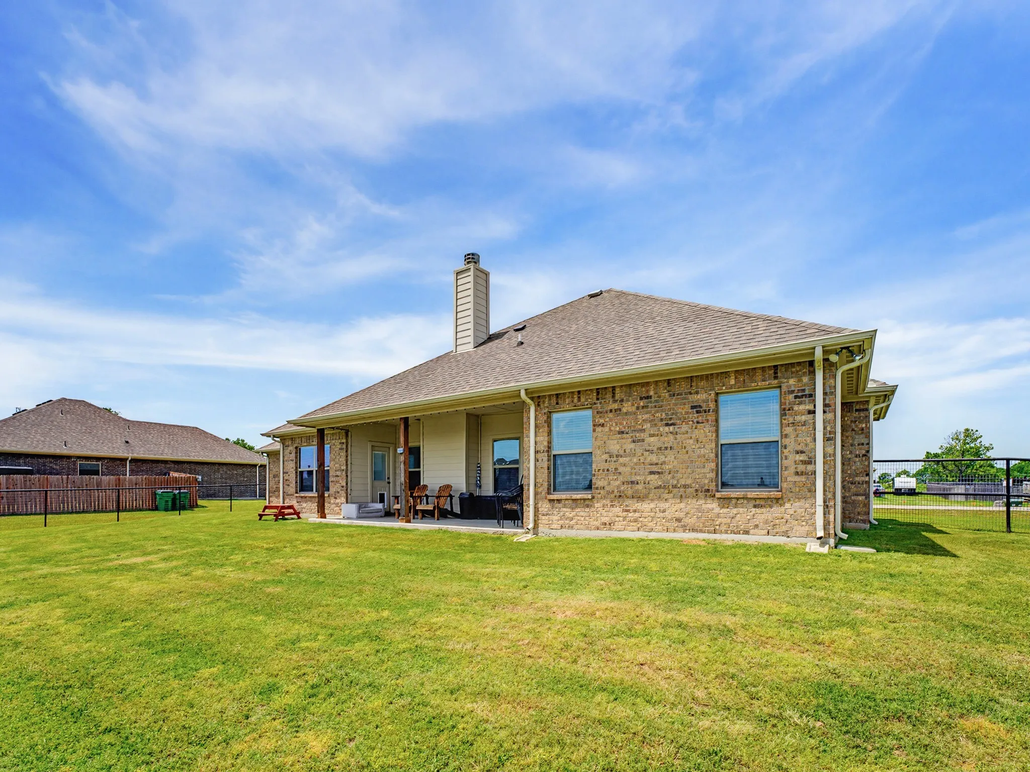 Single Family Residence For Sale in Wise County , 121 Walnut Street, Paradise, Texas 76073, 3 Bedroom, 2 Bathroom, 2 Garage spaces, 1,680 Sqft, built in 2019, mls#21351975, Real Estate Agent in Paradise, Homes For Sale in Wise county, Homes For Sale in Paradise, Realtor in Paradise Texas, Real Estate Brokerage Independent Realty Texas, Luminita Cordes Realtor