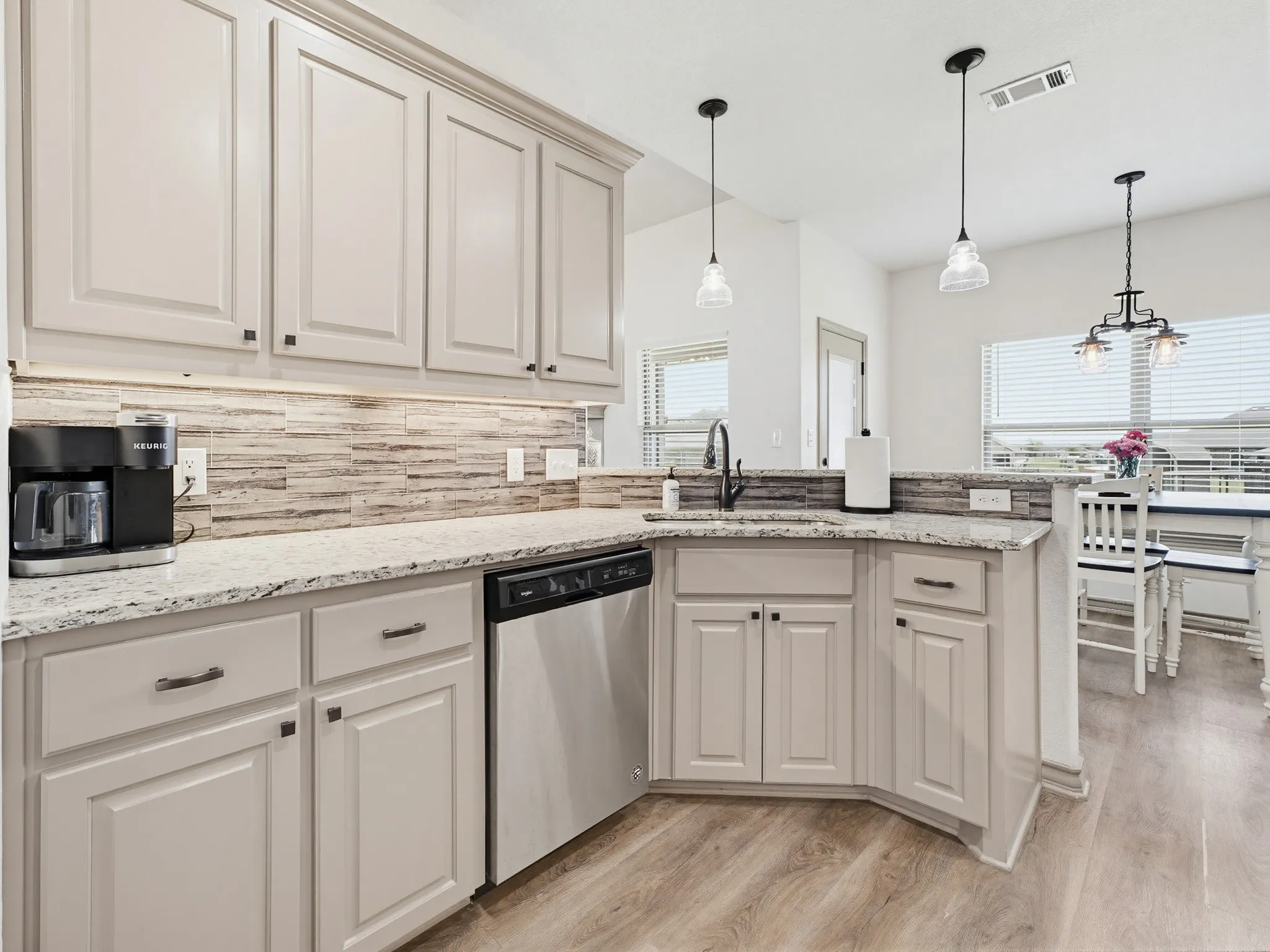 Single Family Residence For Sale in Wise County , 121 Walnut Street, Paradise, Texas 76073, 3 Bedroom, 2 Bathroom, 2 Garage spaces, 1,680 Sqft, built in 2019, mls#21351975, Real Estate Agent in Paradise, Homes For Sale in Wise county, Homes For Sale in Paradise, Realtor in Paradise Texas, Real Estate Brokerage Independent Realty Texas, Luminita Cordes Realtor