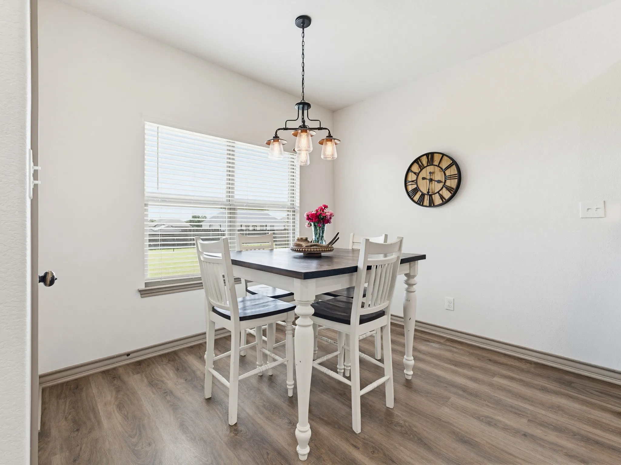 Single Family Residence For Sale in Wise County , 121 Walnut Street, Paradise, Texas 76073, 3 Bedroom, 2 Bathroom, 2 Garage spaces, 1,680 Sqft, built in 2019, mls#21351975, Real Estate Agent in Paradise, Homes For Sale in Wise county, Homes For Sale in Paradise, Realtor in Paradise Texas, Real Estate Brokerage Independent Realty Texas, Luminita Cordes Realtor