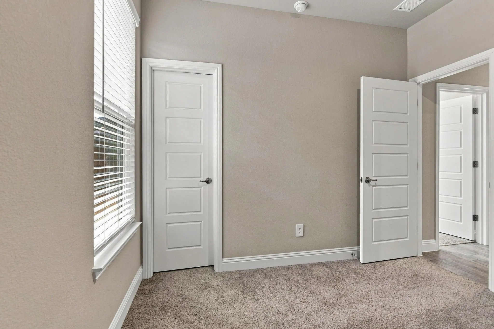 Single Family Residence For Rent in Denton County , 1704 Buzzard Road, Denton, Texas 76205, 4 Bedroom, 2 Bathroom, 2 Garage spaces, 1,718 Sqft, built in 2024, mls#21350062, Real Estate Agent in Denton, Homes For Rent in Denton county, Homes For Rent in Denton, Realtor in Denton Texas, Real Estate Brokerage Independent Realty Texas, Luminita Cordes Realtor