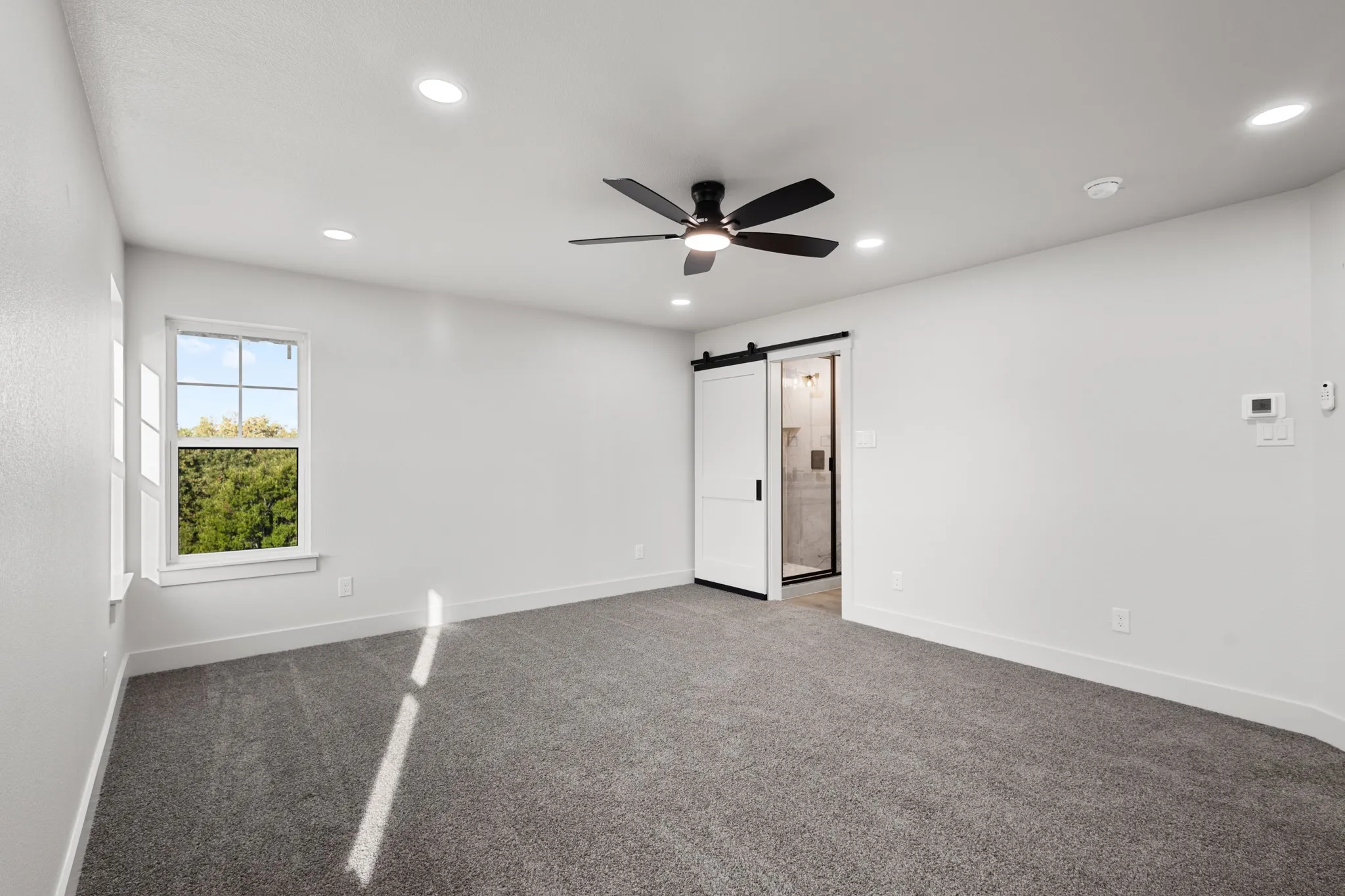 Single Family Residence For Sale in Wise County , 121 Jim Walter Drive, Runaway Bay, Texas 76426, 3 Bedroom, 3 Bathroom, 3 Garage spaces, 1,986 Sqft, built in 2023, mls#21355433, Real Estate Agent in Runaway Bay, Homes For Sale in Wise county, Homes For Sale in Runaway Bay, Realtor in Runaway Bay Texas, Real Estate Brokerage Independent Realty Texas, Luminita Cordes Realtor