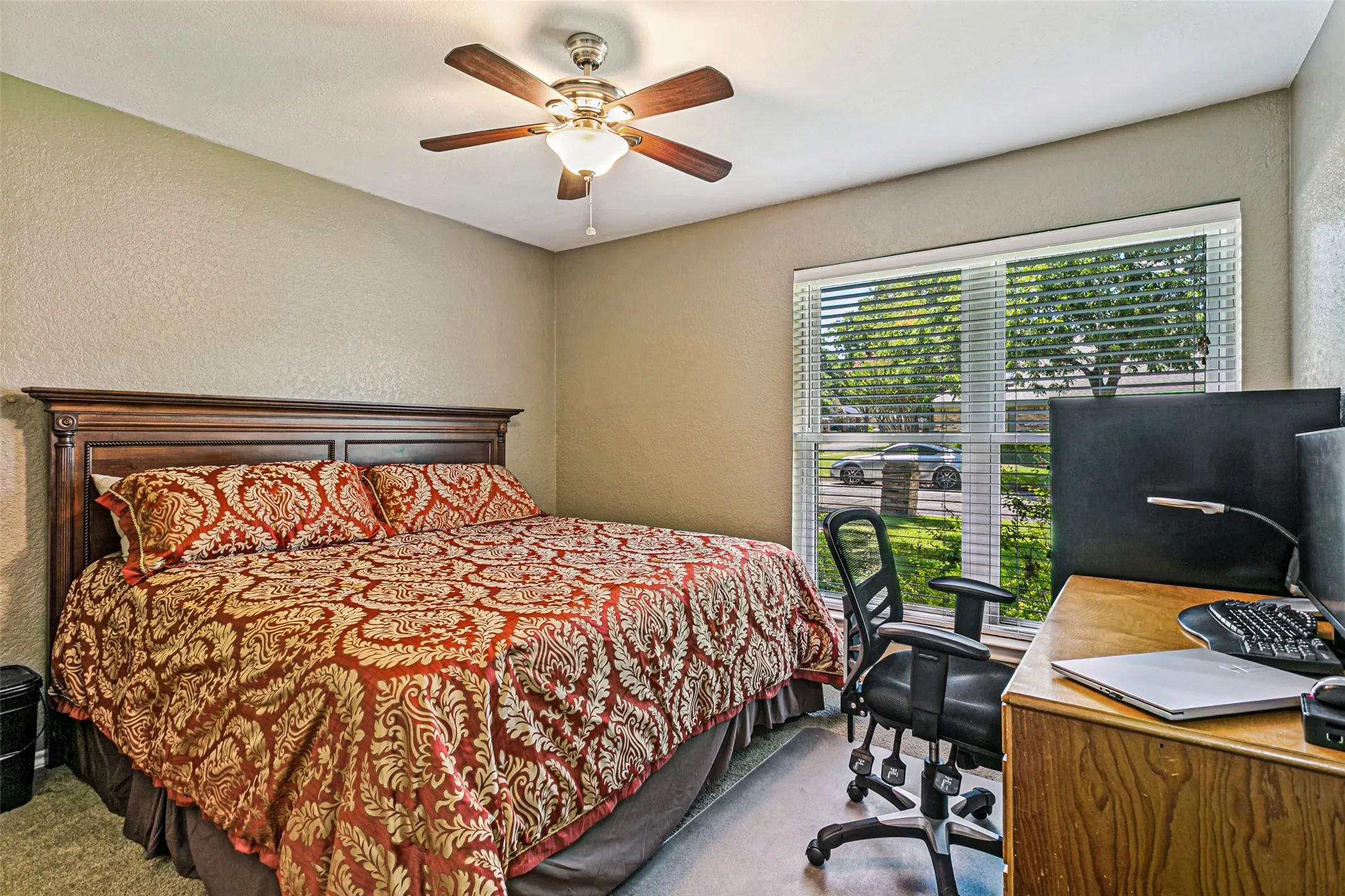 Single Family Residence For Sale in Tarrant County , 4801 Gaylewood Court, Arlington, Texas 76017, 3 Bedroom, 2 Bathroom, 2 Garage spaces, 1,959 Sqft, built in 1983, mls#21354898, Real Estate Agent in Arlington, Homes For Sale in Tarrant county, Homes For Sale in Arlington, Realtor in Arlington Texas, Real Estate Brokerage Independent Realty Texas, Luminita Cordes Realtor