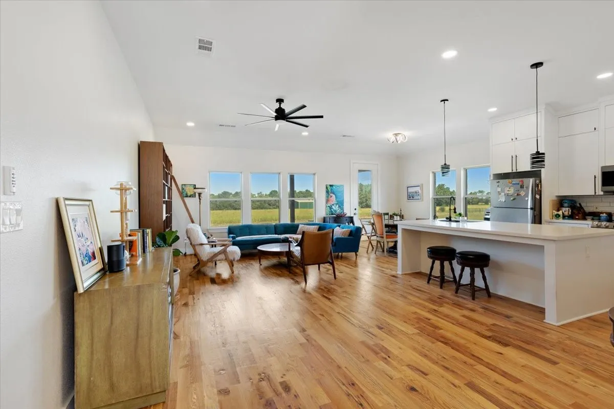 Single Family Residence For Sale in Fannin County , 314 Delatorre Street, Trenton, Texas 75490, 3 Bedroom, 2 Bathroom, 2 Garage spaces, 1,579 Sqft, built in 2021, mls#21355500, Real Estate Agent in Trenton, Homes For Sale in Fannin county, Homes For Sale in Trenton, Realtor in Trenton Texas, Real Estate Brokerage Independent Realty Texas, Luminita Cordes Realtor