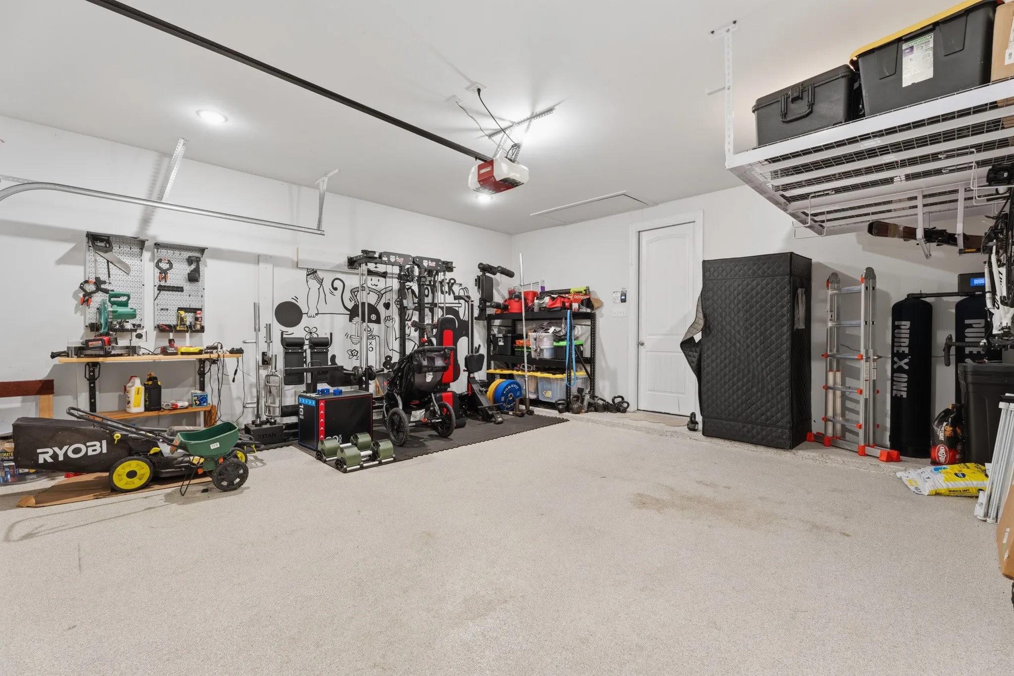 Single Family Residence For Sale in Denton County , 2105 Ella Lane, Carrollton, Texas 75010, 3 Bedroom, 2 Bathroom, 2 Garage spaces, 2,087 Sqft, built in 2019, mls#21355499, Real Estate Agent in Carrollton, Homes For Sale in Denton county, Homes For Sale in Carrollton, Realtor in Carrollton Texas, Real Estate Brokerage Independent Realty Texas, Luminita Cordes Realtor