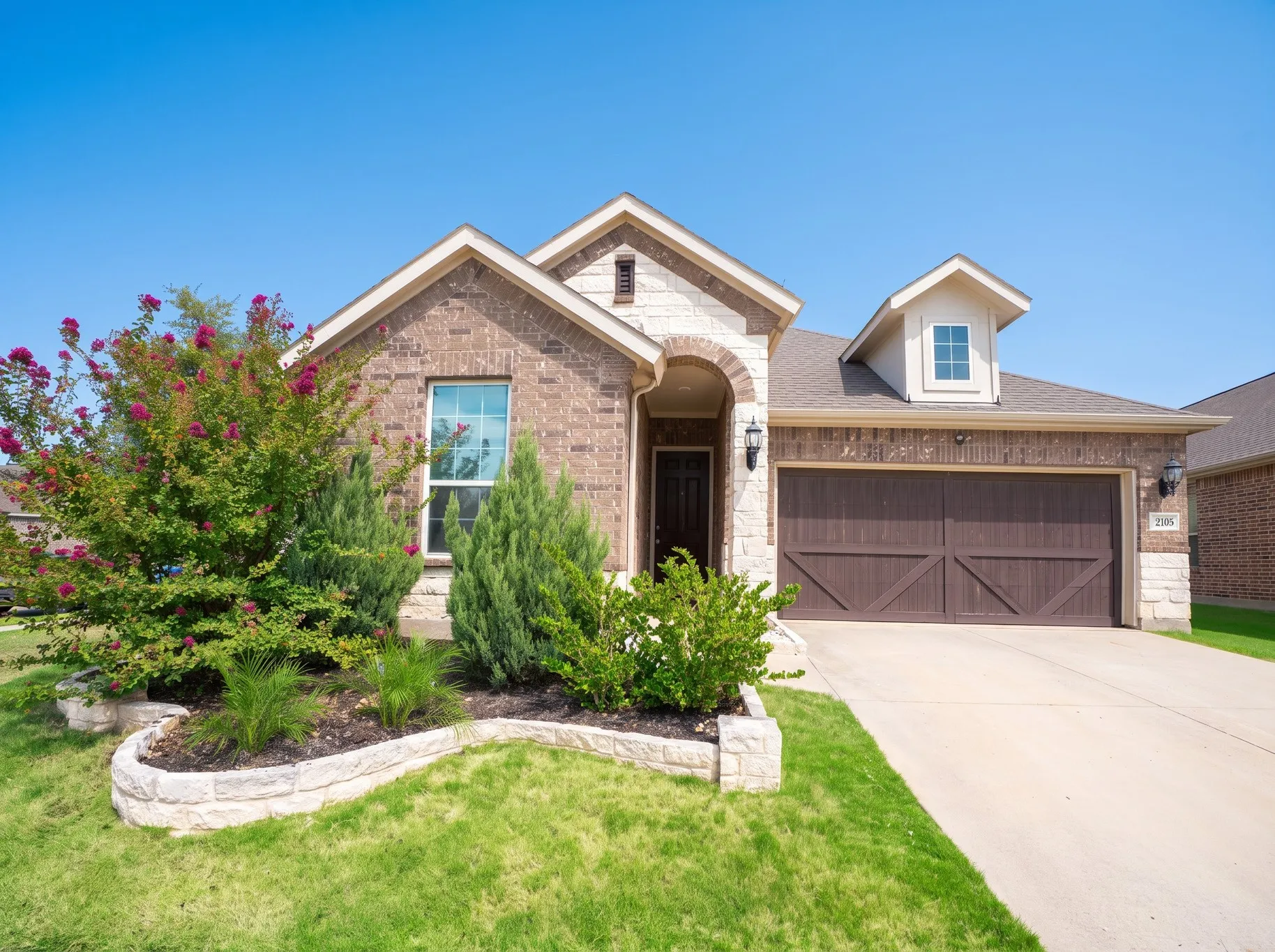 Single Family Residence For Sale in Denton County , 2105 Ella Lane, Carrollton, Texas 75010, 3 Bedroom, 2 Bathroom, 2 Garage spaces, 2,087 Sqft, built in 2019, mls#21355499, Real Estate Agent in Carrollton, Homes For Sale in Denton county, Homes For Sale in Carrollton, Realtor in Carrollton Texas, Real Estate Brokerage Independent Realty Texas, Luminita Cordes Realtor