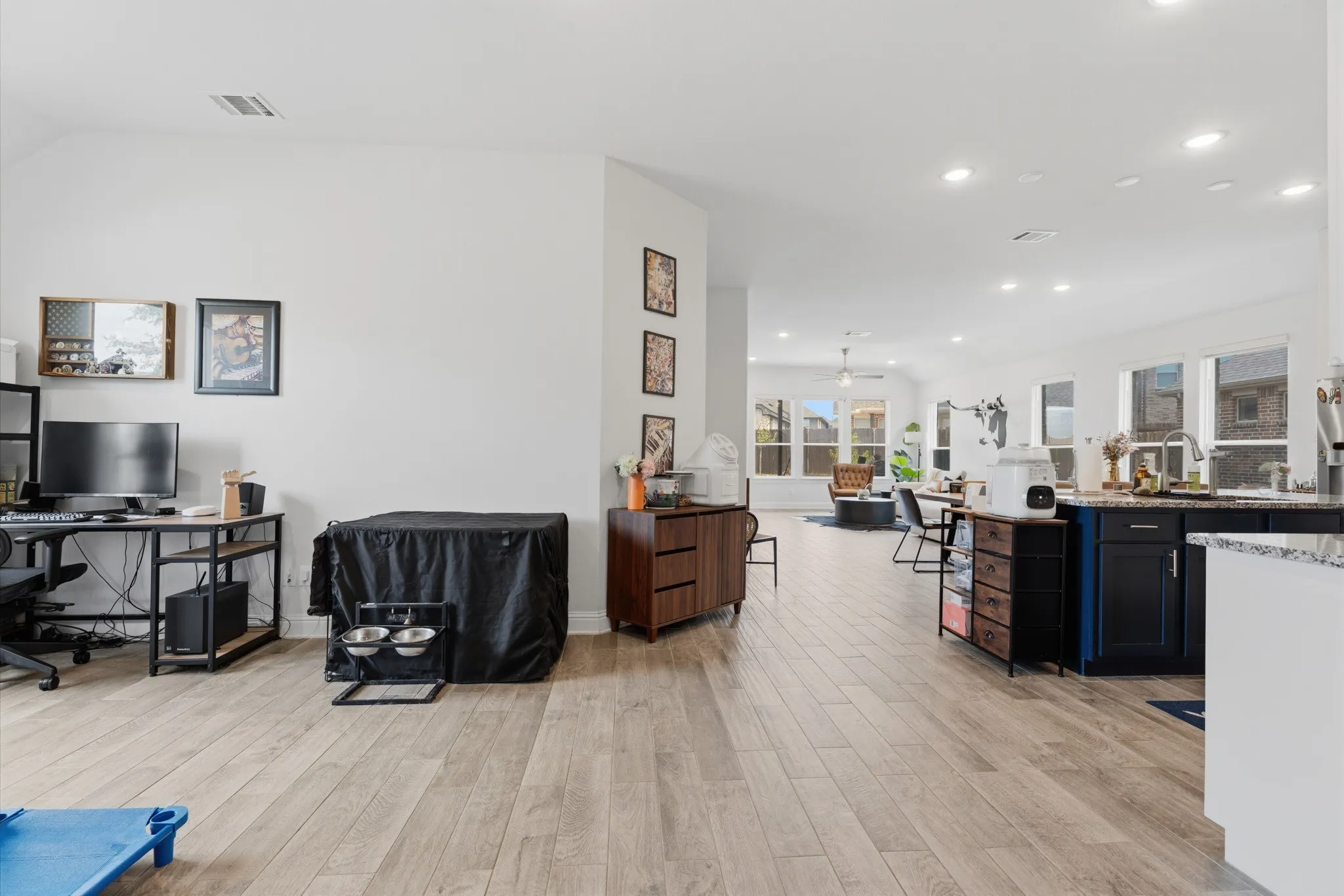 Single Family Residence For Sale in Denton County , 2105 Ella Lane, Carrollton, Texas 75010, 3 Bedroom, 2 Bathroom, 2 Garage spaces, 2,087 Sqft, built in 2019, mls#21355499, Real Estate Agent in Carrollton, Homes For Sale in Denton county, Homes For Sale in Carrollton, Realtor in Carrollton Texas, Real Estate Brokerage Independent Realty Texas, Luminita Cordes Realtor