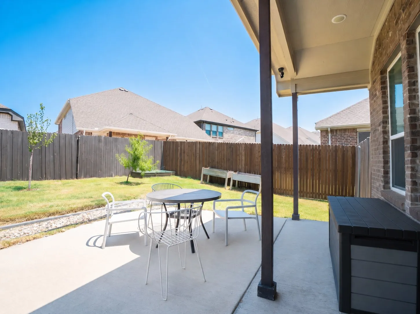 Single Family Residence For Sale in Denton County , 2105 Ella Lane, Carrollton, Texas 75010, 3 Bedroom, 2 Bathroom, 2 Garage spaces, 2,087 Sqft, built in 2019, mls#21355499, Real Estate Agent in Carrollton, Homes For Sale in Denton county, Homes For Sale in Carrollton, Realtor in Carrollton Texas, Real Estate Brokerage Independent Realty Texas, Luminita Cordes Realtor