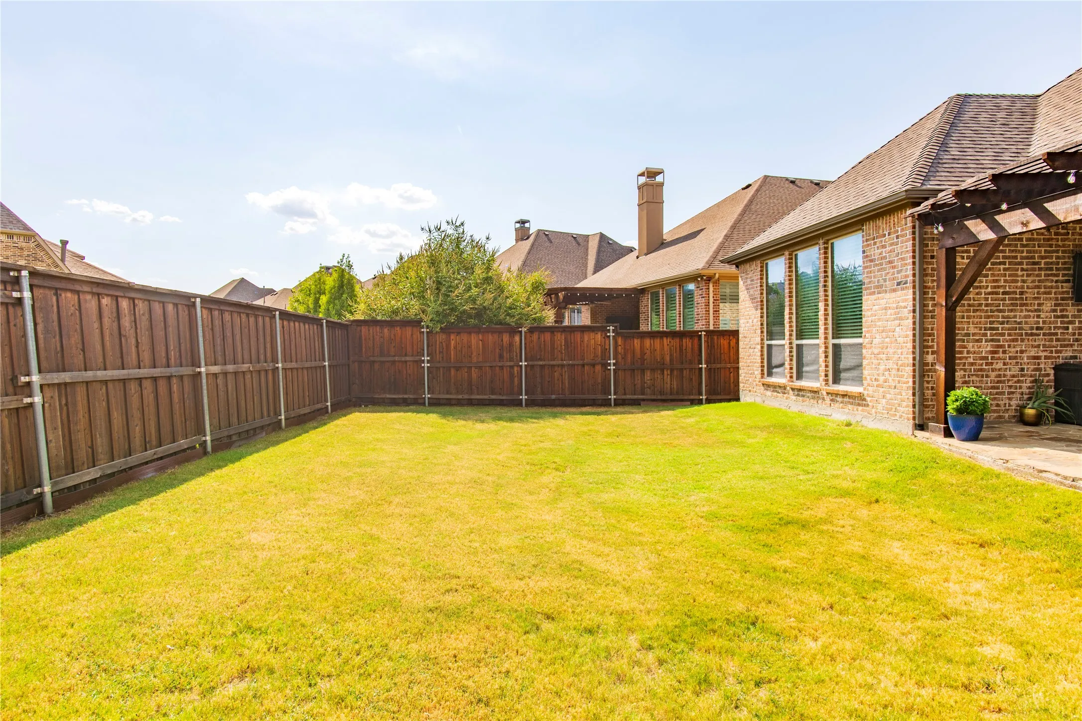 Single Family Residence For Rent in Denton County , 3728 Kennoway, The Colony, Texas 75056, 5 Bedroom, 5 Bathroom, 2 Garage spaces, 3,866 Sqft, built in 2017, mls#21349568, Real Estate Agent in The Colony, Homes For Rent in Denton county, Homes For Rent in The Colony, Realtor in The Colony Texas, Real Estate Brokerage Independent Realty Texas, Luminita Cordes Realtor