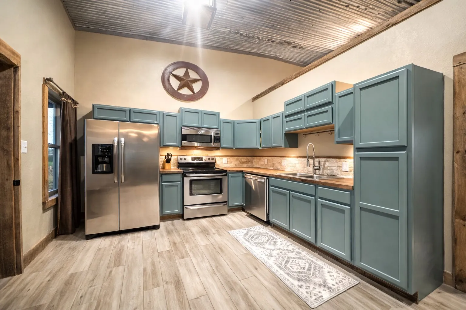 Single Family Residence For Sale in Henderson County , 6187 Mockingbird Lane, Murchison, Texas 75778, 3 Bedroom, 1 Bathroom, 1 Garage spaces, 1,114 Sqft, built in 2013, mls#21355506, Real Estate Agent in Murchison, Homes For Sale in Henderson county, Homes For Sale in Murchison, Realtor in Murchison Texas, Real Estate Brokerage Independent Realty Texas, Luminita Cordes Realtor