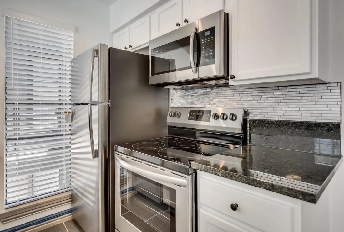 Apartment For Rent in Dallas County , 2800 Douglas Avenue 110, Dallas, Texas 75219, 1 Bedroom, 1 Bathroom, Garage spaces, 700 Sqft, built in 1972, Price $1,175, mls#21355507, Real Estate Agent in Dallas, Homes For Rent in Dallas county, Homes For Rent in Dallas, Realtor in Dallas Texas, Real Estate Brokerage Independent Realty Texas, Luminita Cordes Realtor