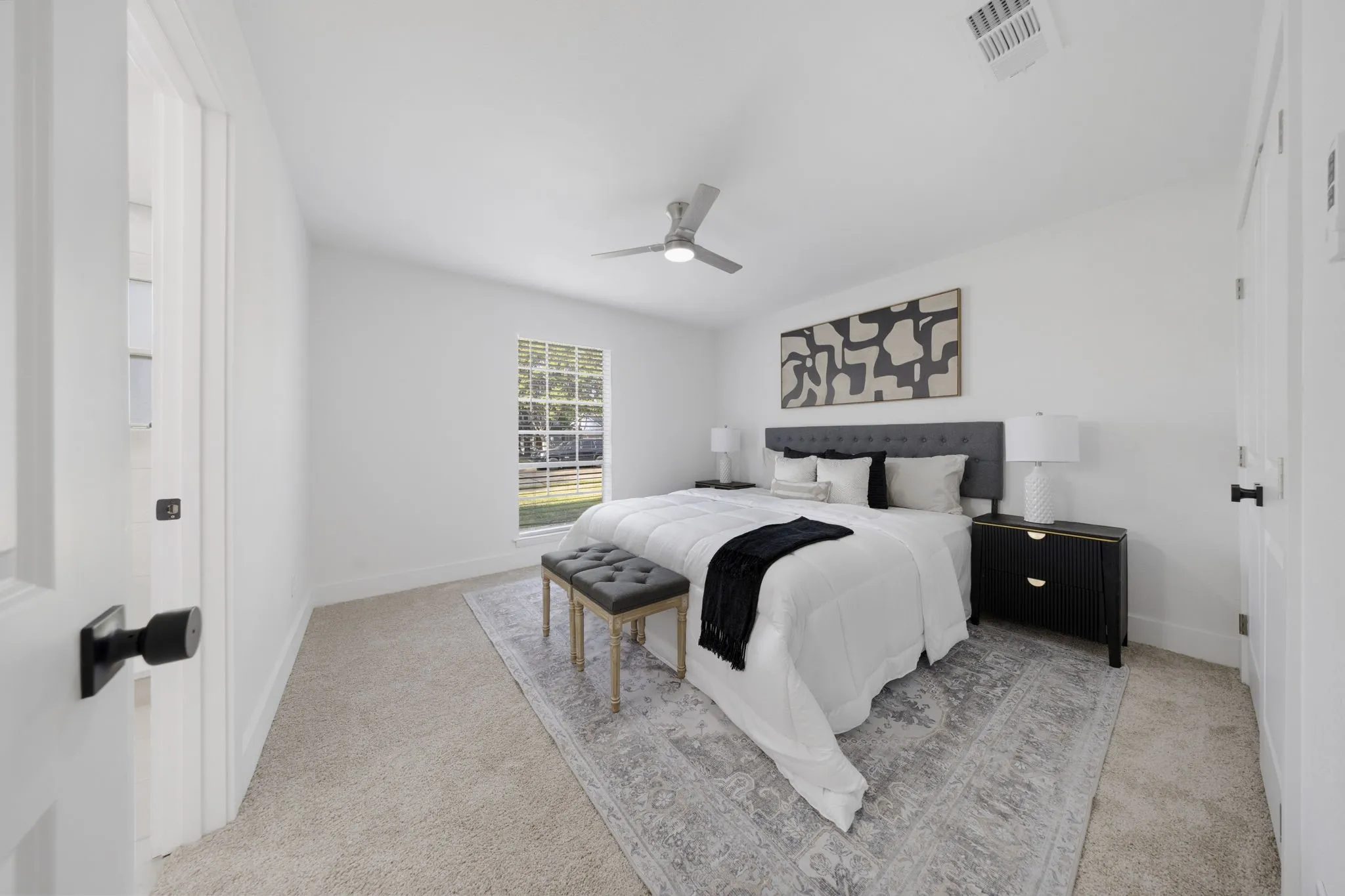 Single Family Residence For Sale in Dallas County , 1414 Park East Drive, Garland, Texas 75043, 4 Bedroom, 2 Bathroom, 2 Garage spaces, 1,936 Sqft, built in 1969, mls#21355475, Real Estate Agent in Garland, Homes For Sale in Dallas county, Homes For Sale in Garland, Realtor in Garland Texas, Real Estate Brokerage Independent Realty Texas, Luminita Cordes Realtor