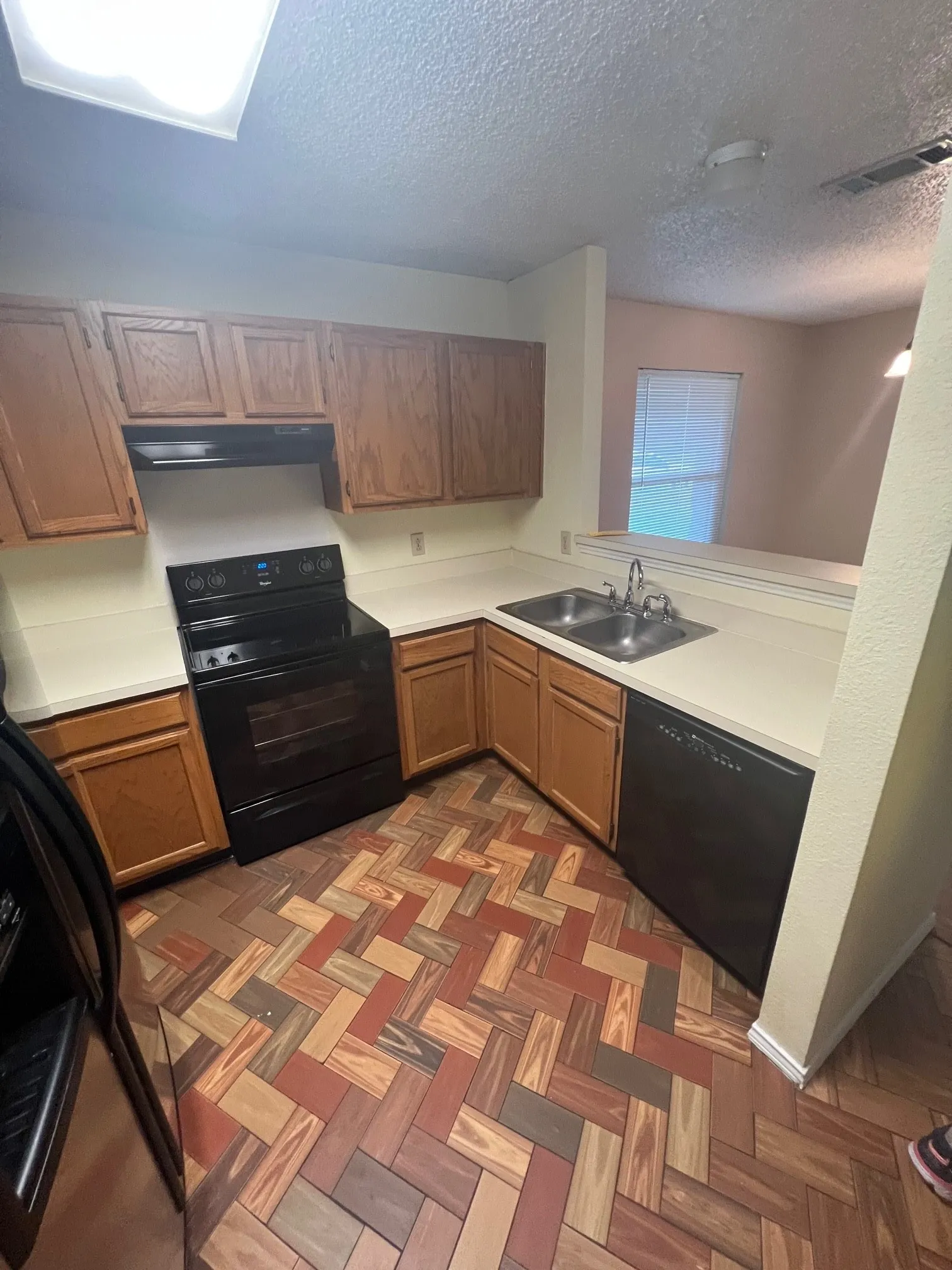 Single Family Residence For Rent in Dallas County , 1718 Doubletree Drive, Mesquite, Texas 75149, 2 Bedroom, 2 Bathroom, 2 Garage spaces, 1,184 Sqft, built in 1985, mls#21355521, Real Estate Agent in Mesquite, Homes For Rent in Dallas county, Homes For Rent in Mesquite, Realtor in Mesquite Texas, Real Estate Brokerage Independent Realty Texas, Luminita Cordes Realtor
