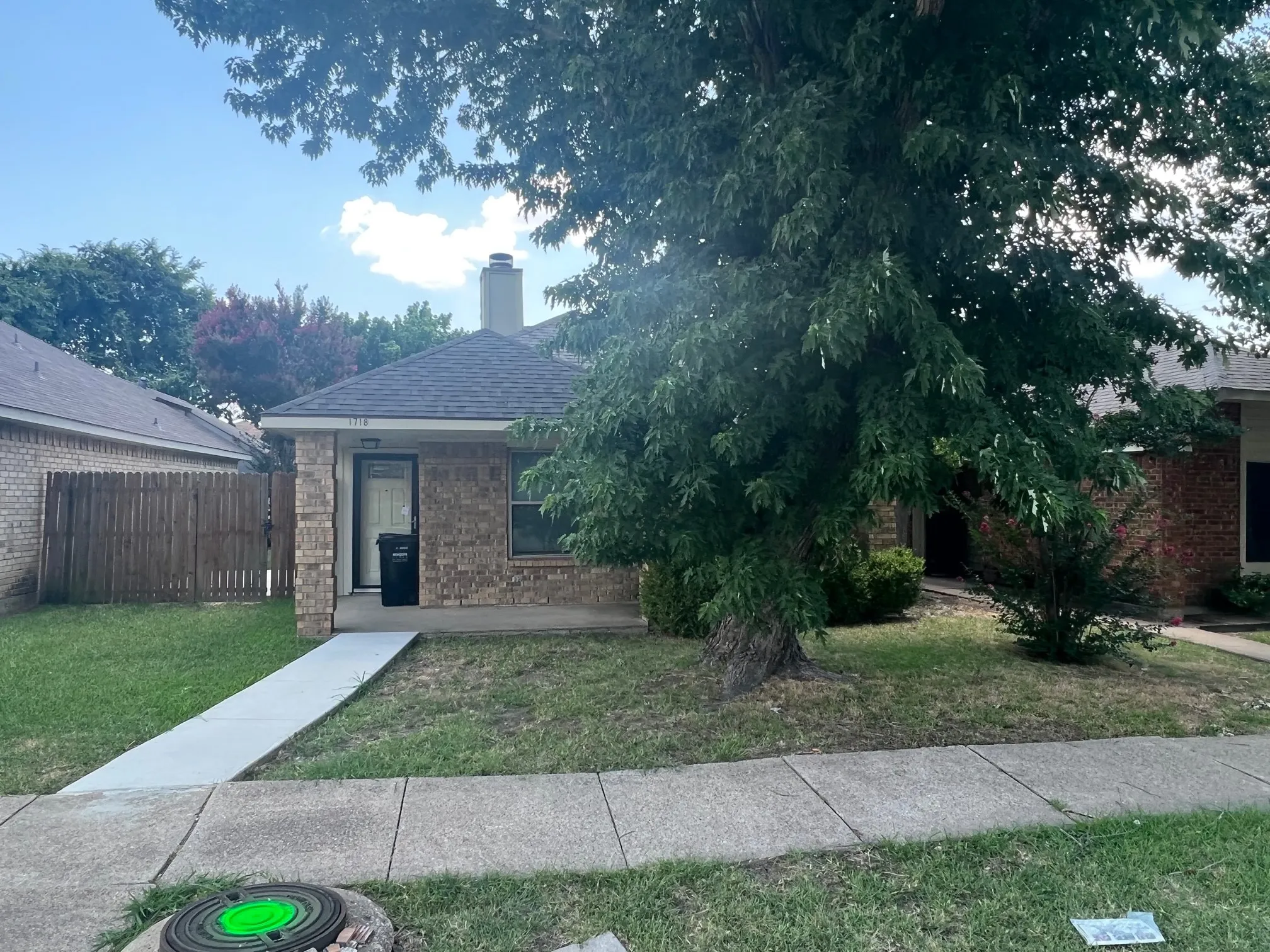Single Family Residence For Rent in Dallas County , 1718 Doubletree Drive, Mesquite, Texas 75149, 2 Bedroom, 2 Bathroom, 2 Garage spaces, 1,184 Sqft, built in 1985, mls#21355521, Real Estate Agent in Mesquite, Homes For Rent in Dallas county, Homes For Rent in Mesquite, Realtor in Mesquite Texas, Real Estate Brokerage Independent Realty Texas, Luminita Cordes Realtor