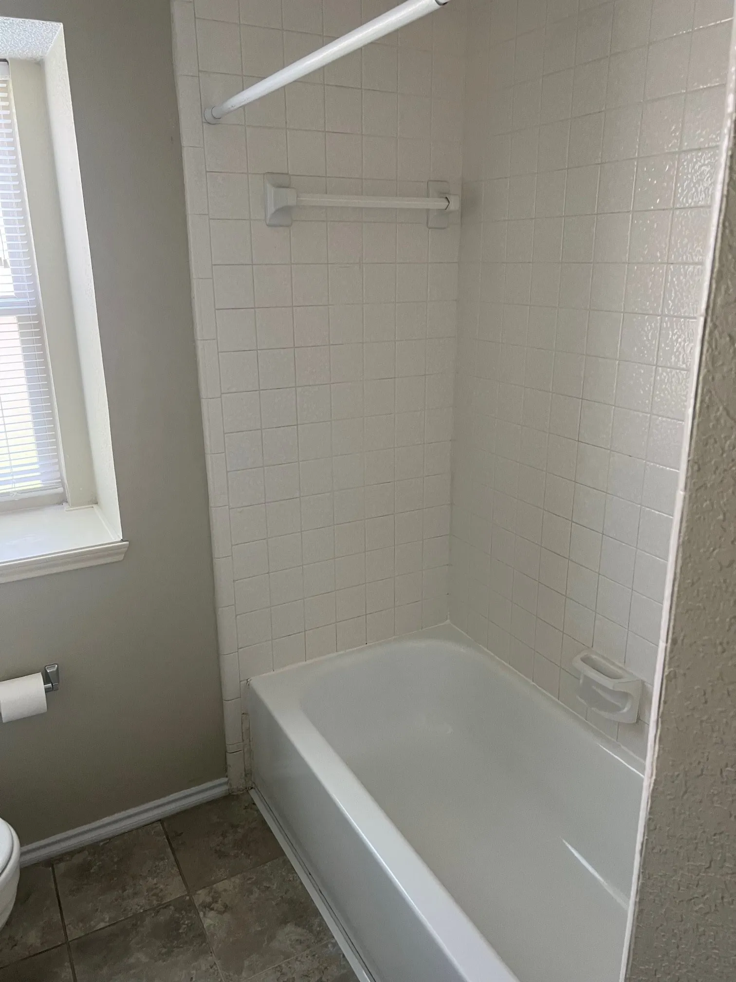 Single Family Residence For Rent in Dallas County , 1718 Doubletree Drive, Mesquite, Texas 75149, 2 Bedroom, 2 Bathroom, 2 Garage spaces, 1,184 Sqft, built in 1985, mls#21355521, Real Estate Agent in Mesquite, Homes For Rent in Dallas county, Homes For Rent in Mesquite, Realtor in Mesquite Texas, Real Estate Brokerage Independent Realty Texas, Luminita Cordes Realtor
