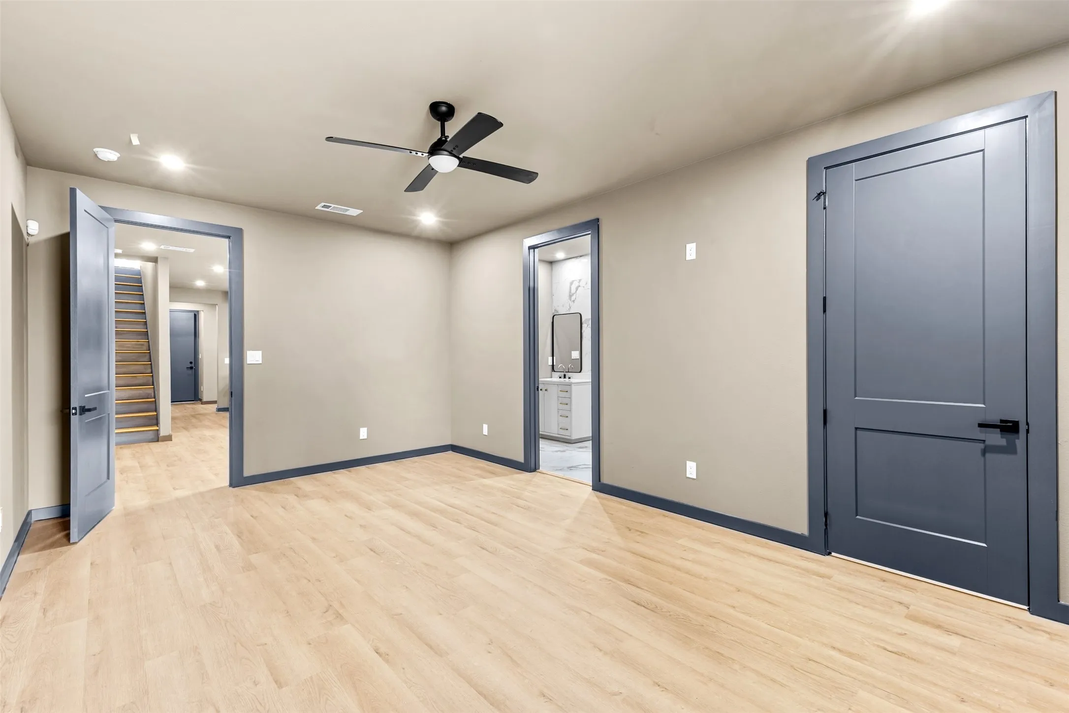 Single Family Residence For Sale in Dallas County , 818 Lambert Street, Dallas, Texas 75203, 5 Bedroom, 4 Bathroom, 2 Garage spaces, 3,060 Sqft, built in 2026, mls#21355536, Real Estate Agent in Dallas, Homes For Sale in Dallas county, Homes For Sale in Dallas, Realtor in Dallas Texas, Real Estate Brokerage Independent Realty Texas, Luminita Cordes Realtor