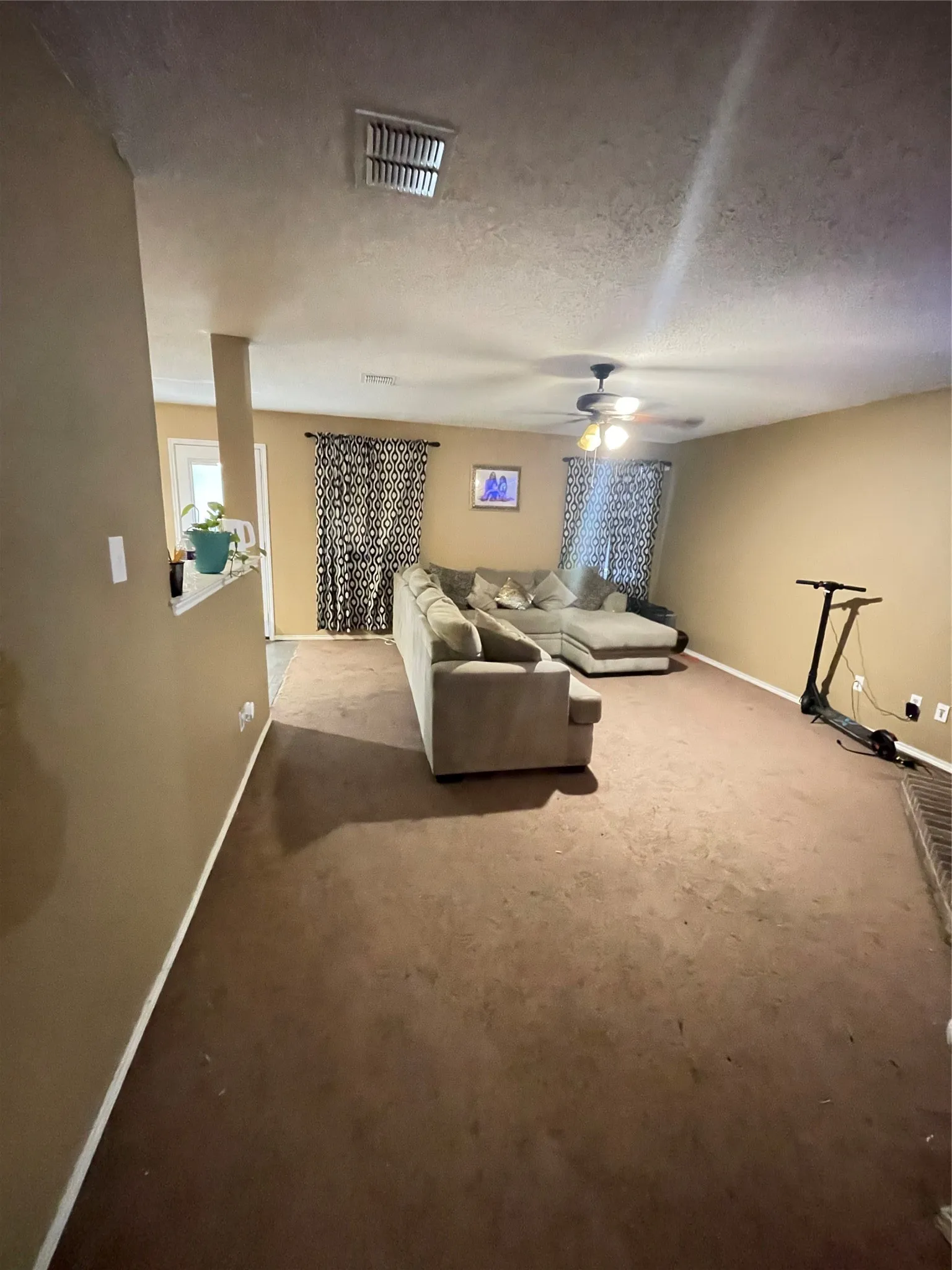 Single Family Residence For Sale in Dallas County , 1222 Mcmillan Drive, Cedar Hill, Texas 75104, 4 Bedroom, 3 Bathroom, 2 Garage spaces, 2,624 Sqft, built in 2003, mls#21334002, Real Estate Agent in Cedar Hill, Homes For Sale in Dallas county, Homes For Sale in Cedar Hill, Realtor in Cedar Hill Texas, Real Estate Brokerage Independent Realty Texas, Luminita Cordes Realtor