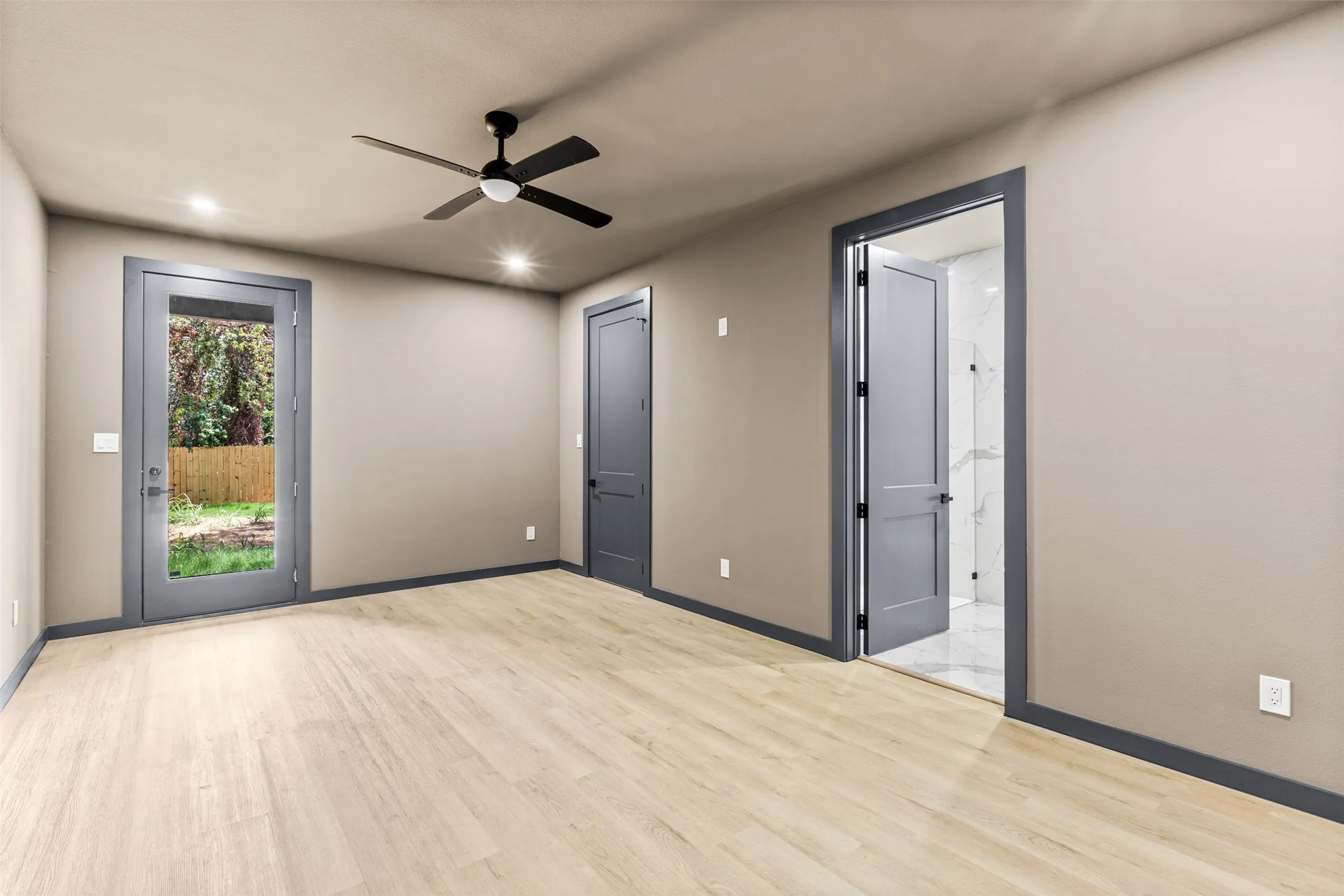 Single Family Residence For Sale in Dallas County , 820 Lambert Street, Dallas, Texas 75203, 5 Bedroom, 4 Bathroom, 2 Garage spaces, 3,060 Sqft, built in 2026, mls#21355550, Real Estate Agent in Dallas, Homes For Sale in Dallas county, Homes For Sale in Dallas, Realtor in Dallas Texas, Real Estate Brokerage Independent Realty Texas, Luminita Cordes Realtor
