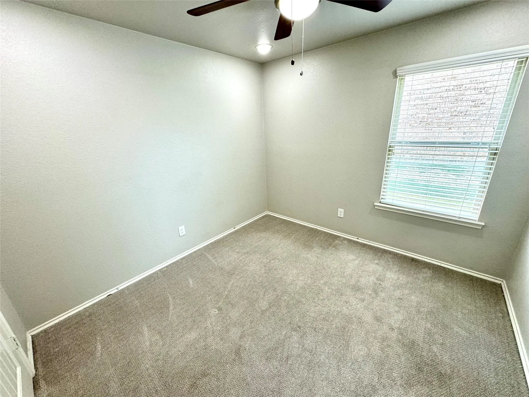 Single Family Residence For Rent in Collin County , 1812 Arbordale Way, Princeton, Texas 75407, 4 Bedroom, 2 Bathroom, 2 Garage spaces, 1,697 Sqft, built in 2016, mls#21355552, Real Estate Agent in Princeton, Homes For Rent in Collin county, Homes For Rent in Princeton, Realtor in Princeton Texas, Real Estate Brokerage Independent Realty Texas, Luminita Cordes Realtor