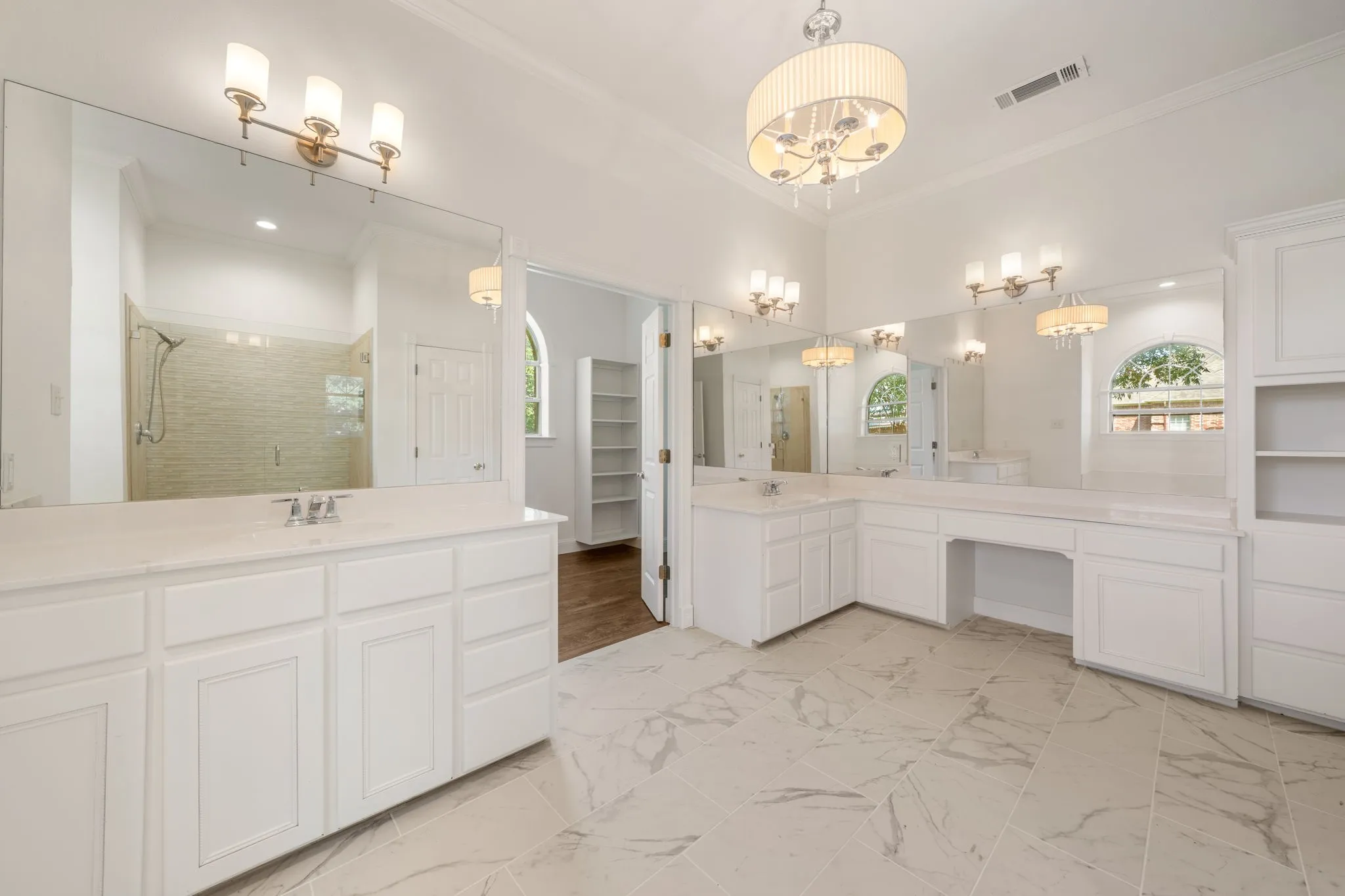 Single Family Residence For Sale in Hunt County , 4035 County Road 2700, Caddo Mills, Texas 75135, 4 Bedroom, 4 Bathroom, 2 Garage spaces, 3,585 Sqft, built in 1999, mls#21353303, Real Estate Agent in Caddo Mills, Homes For Sale in Hunt county, Homes For Sale in Caddo Mills, Realtor in Caddo Mills Texas, Real Estate Brokerage Independent Realty Texas, Luminita Cordes Realtor