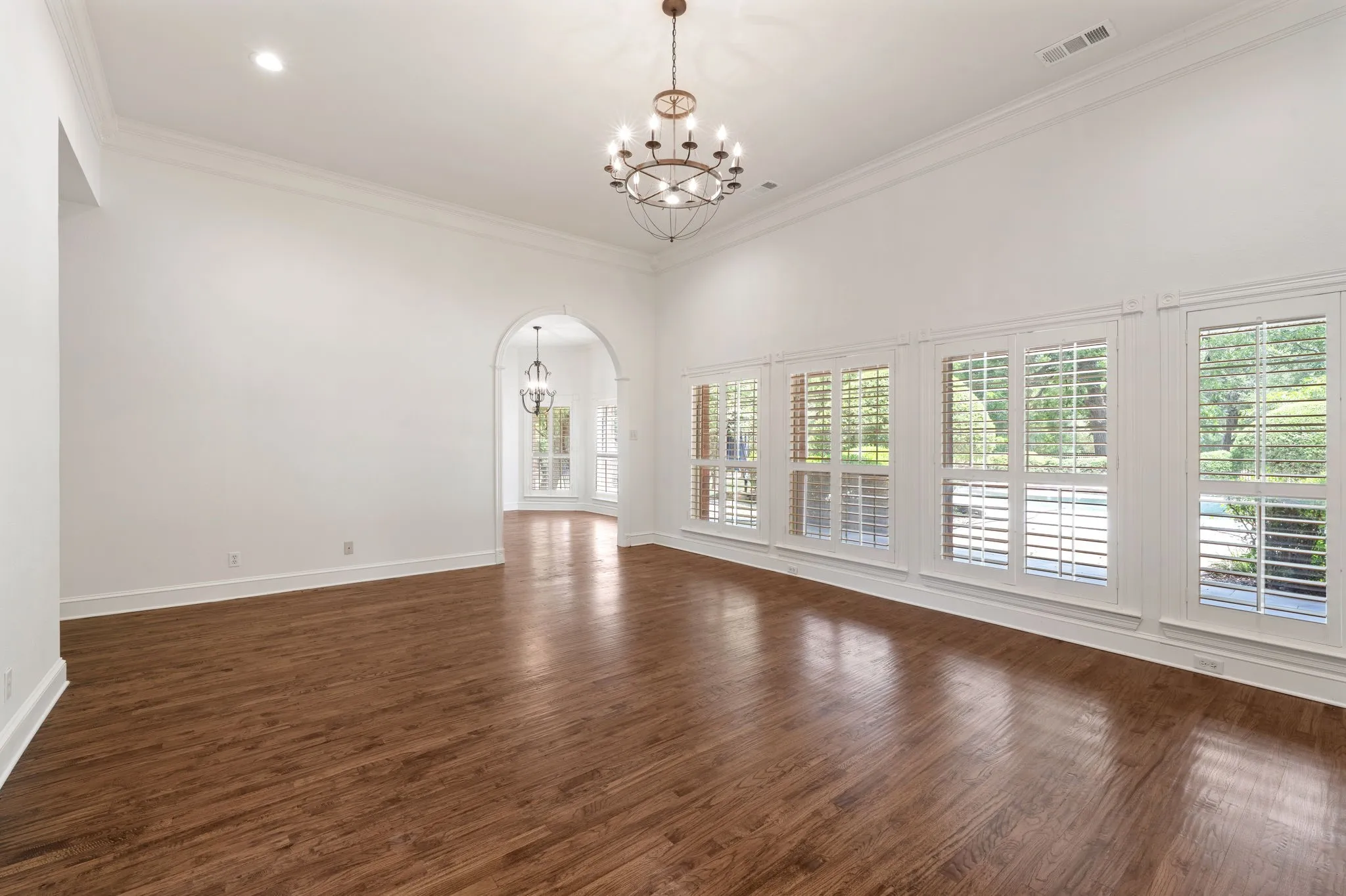 Single Family Residence For Sale in Hunt County , 4035 County Road 2700, Caddo Mills, Texas 75135, 4 Bedroom, 4 Bathroom, 2 Garage spaces, 3,585 Sqft, built in 1999, mls#21353303, Real Estate Agent in Caddo Mills, Homes For Sale in Hunt county, Homes For Sale in Caddo Mills, Realtor in Caddo Mills Texas, Real Estate Brokerage Independent Realty Texas, Luminita Cordes Realtor