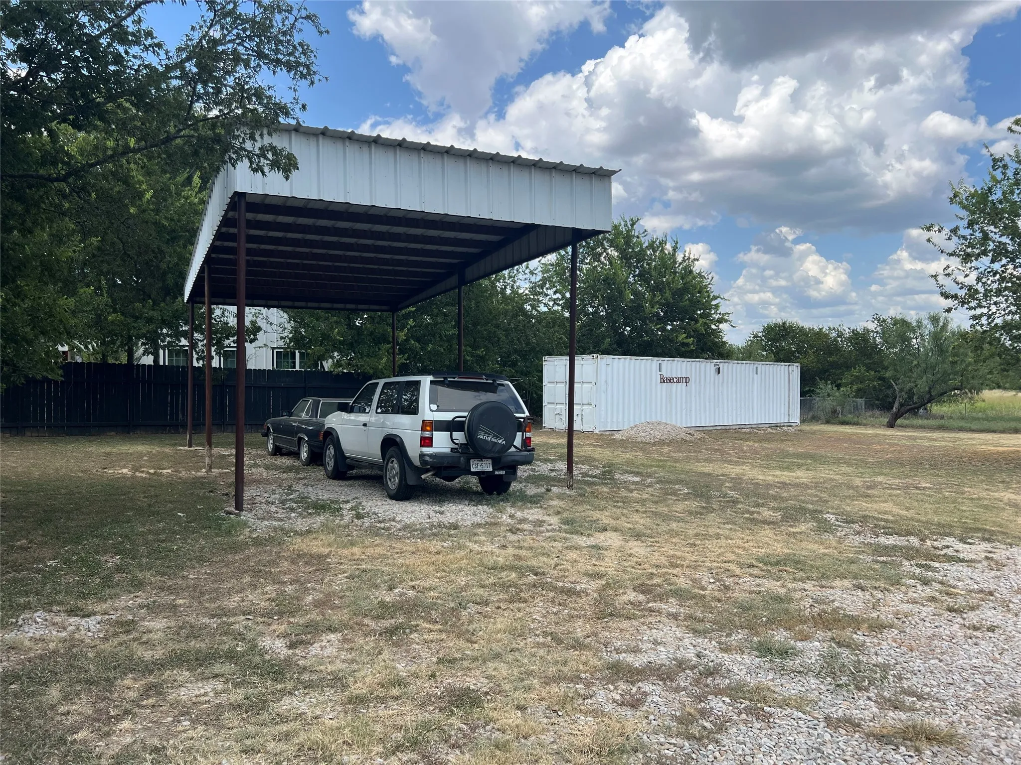 Single Family Residence For Sale in Brown County , 2620 Vine Street, Brownwood, Texas 76801, 3 Bedroom, 2 Bathroom, Garage spaces, 2,303 Sqft, built in 0, mls#21355112, Real Estate Agent in Brownwood, Homes For Sale in Brown county, Homes For Sale in Brownwood, Realtor in Brownwood Texas, Real Estate Brokerage Independent Realty Texas, Luminita Cordes Realtor