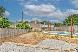 Single Family Residence For Sale in Tarrant County , 3910 Kingsferry Court, Arlington, Texas 76016, 4 Bedroom, 3 Bathroom, 2 Garage spaces, 2,359 Sqft, built in 1985, mls#21355571, Real Estate Agent in Arlington, Homes For Sale in Tarrant county, Homes For Sale in Arlington, Realtor in Arlington Texas, Real Estate Brokerage Independent Realty Texas, Luminita Cordes Realtor