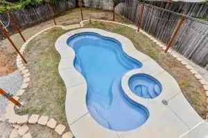 Single Family Residence For Sale in Tarrant County , 3910 Kingsferry Court, Arlington, Texas 76016, 4 Bedroom, 3 Bathroom, 2 Garage spaces, 2,359 Sqft, built in 1985, mls#21355571, Real Estate Agent in Arlington, Homes For Sale in Tarrant county, Homes For Sale in Arlington, Realtor in Arlington Texas, Real Estate Brokerage Independent Realty Texas, Luminita Cordes Realtor