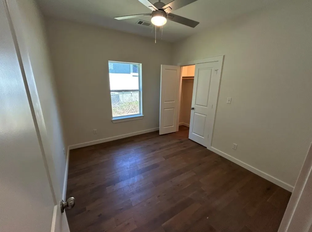 Single Family Residence For Sale in Grayson County , 622 E Woodard Street, Denison, Texas 75021, 3 Bedroom, 2 Bathroom, Garage spaces, 1,324 Sqft, built in 2024, Price $199,900, mls#21352440, Real Estate Agent in Denison, Homes For Sale in Grayson county, Homes For Sale in Denison, Realtor in Denison Texas, Real Estate Brokerage Independent Realty Texas, Luminita Cordes Realtor