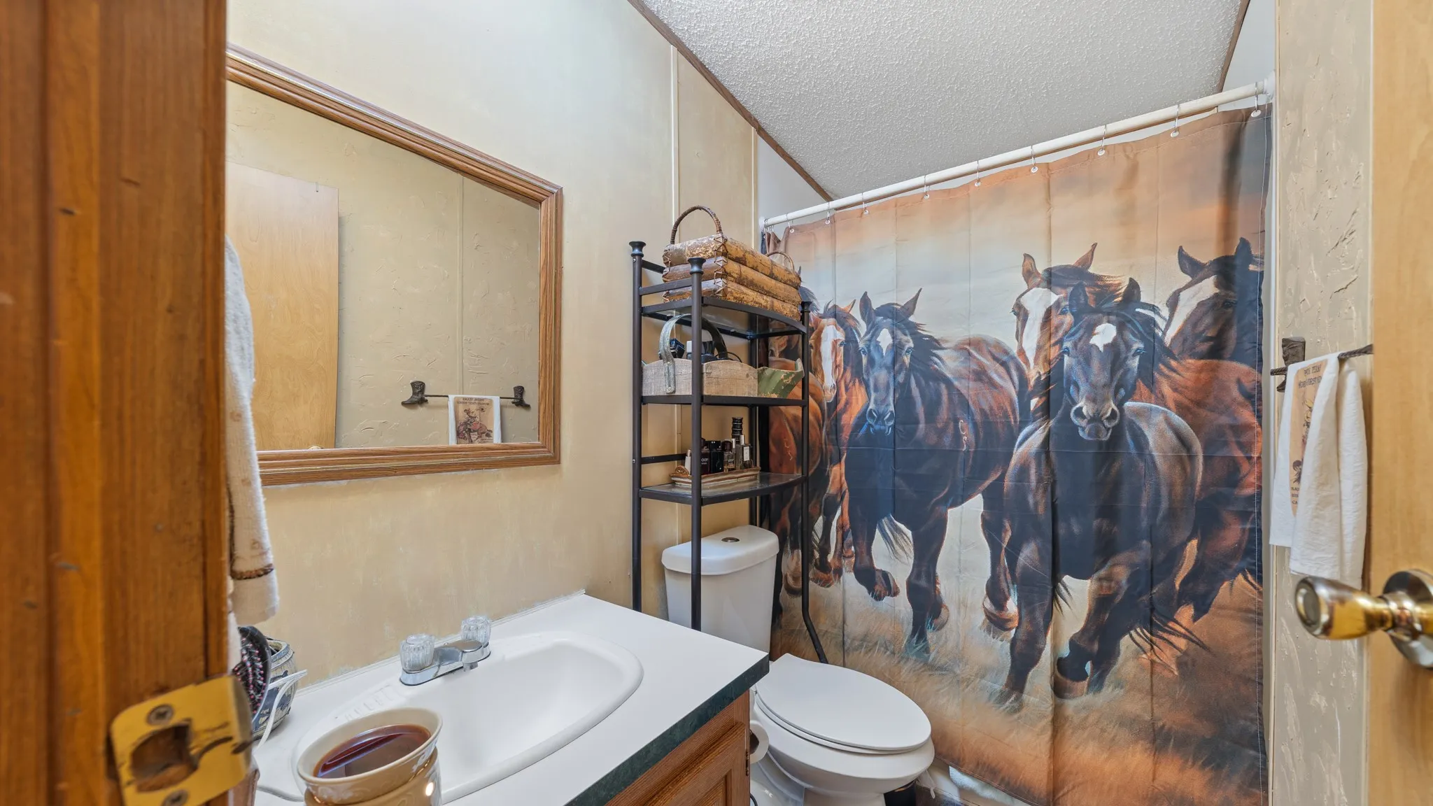 Improved Land For Sale in Kaufman County , 6479 County Road 276, Kaufman, Texas 75142, 0, 0, Garage spaces, 0 Sqft, built in 1996, Price $769,900, mls#21353833, Real Estate Agent in Kaufman, Homes For Sale in Kaufman county, Homes For Sale in Kaufman, Realtor in Kaufman Texas, Real Estate Brokerage Independent Realty Texas, Luminita Cordes Realtor