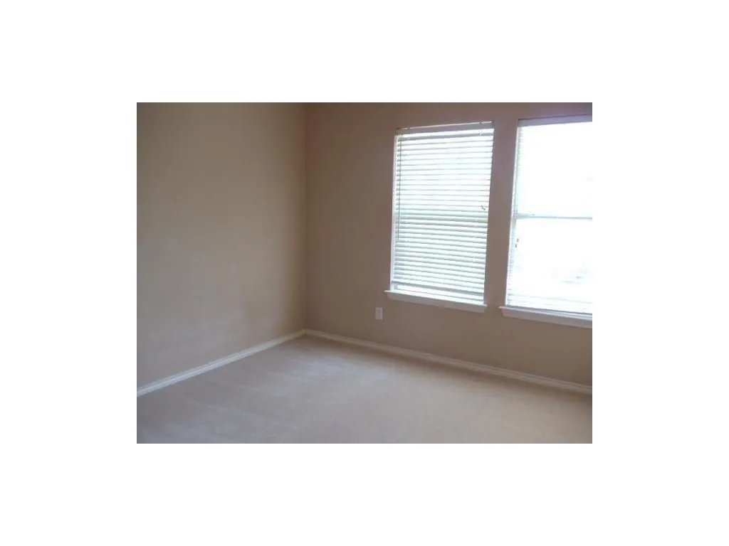 Duplex For Rent in Collin County , 8528 Holly Street, Frisco, Texas 75034, 3 Bedroom, 3 Bathroom, 2 Garage spaces, 1,333 Sqft, built in 1999, mls#21355586, Real Estate Agent in Frisco, Homes For Rent in Collin county, Homes For Rent in Frisco, Realtor in Frisco Texas, Real Estate Brokerage Independent Realty Texas, Luminita Cordes Realtor