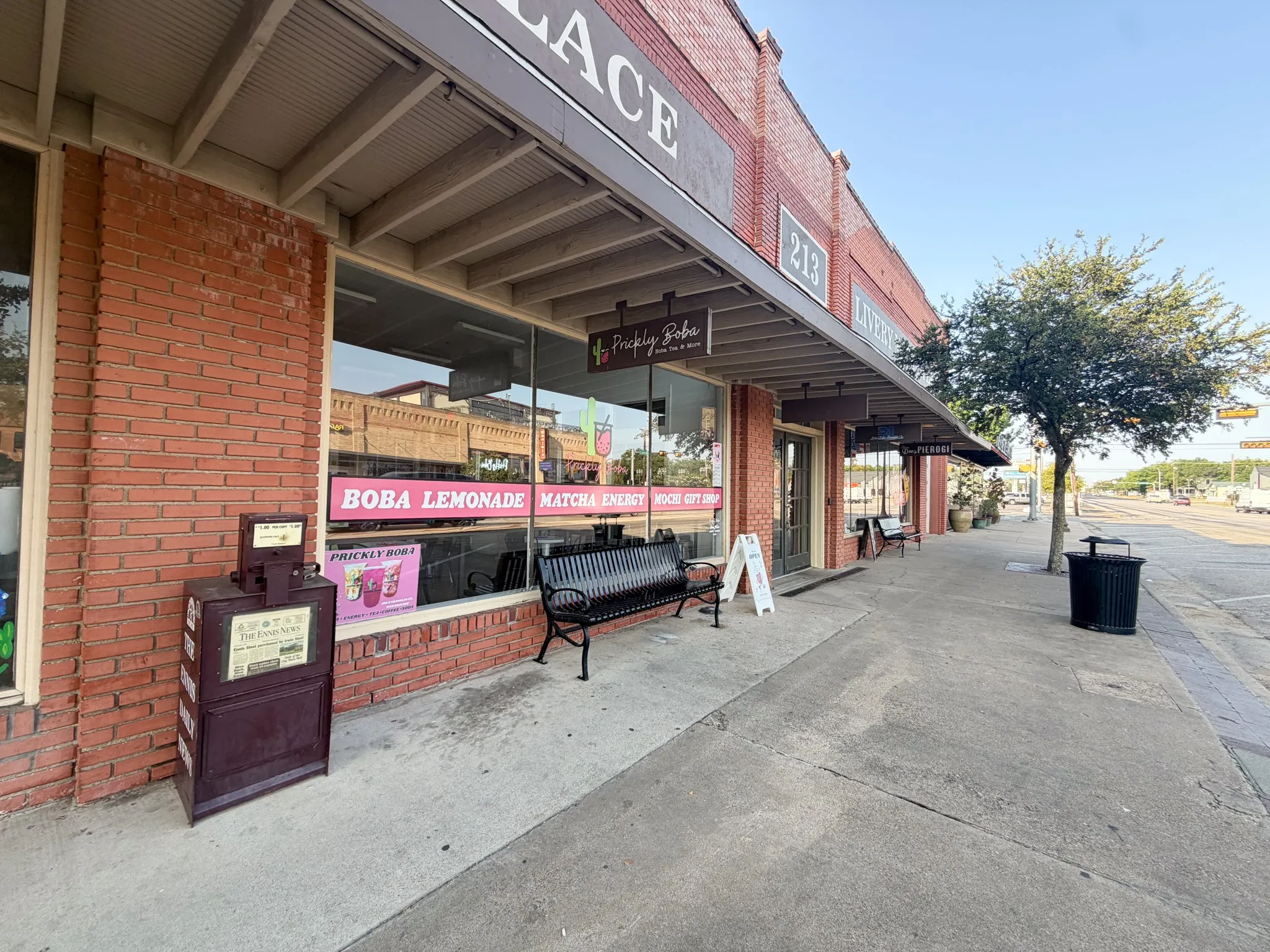 Retail For Rent in Ellis County , 213 W Ennis Avenue 200, Ennis, Texas 75119, 0, 0, Garage spaces, 0 Sqft, built in 1920, Price $1,800, mls#21355584, Real Estate Agent in Ennis, Homes For Rent in Ellis county, Homes For Rent in Ennis, Realtor in Ennis Texas, Real Estate Brokerage Independent Realty Texas, Luminita Cordes Realtor
