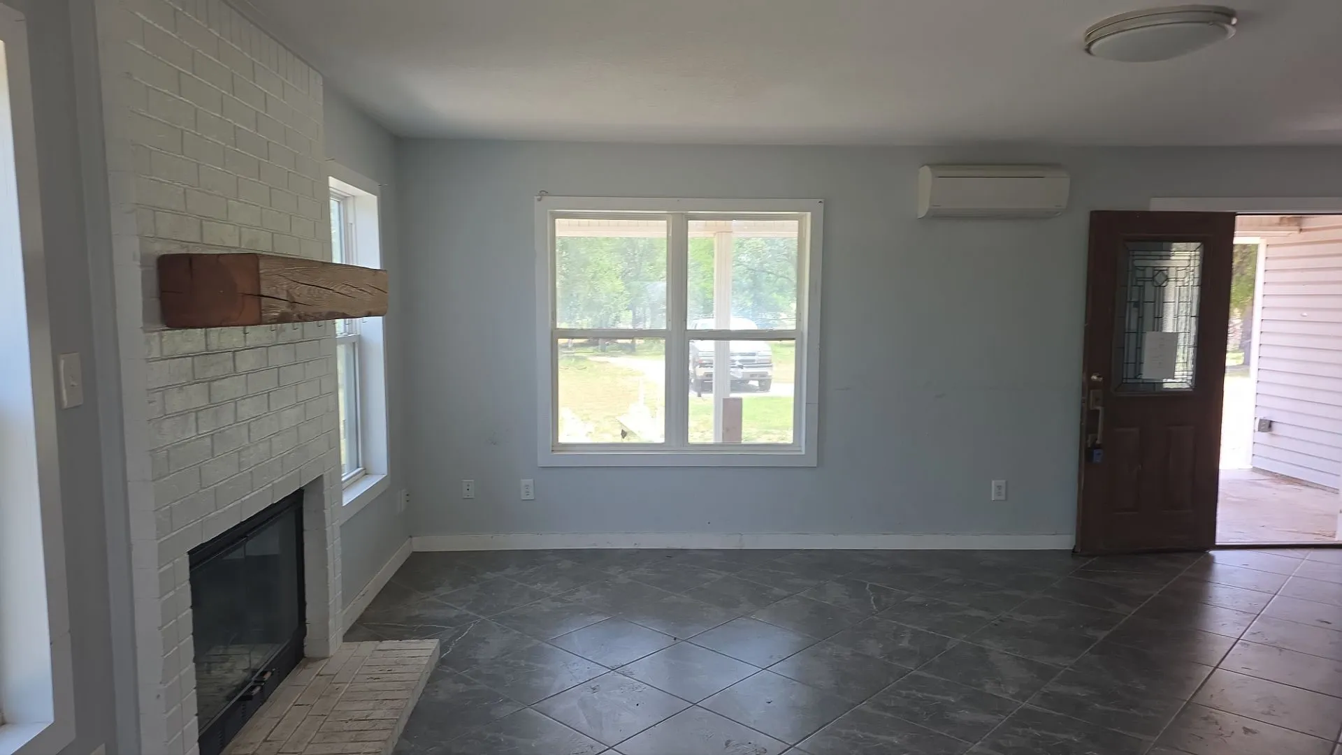 Single Family Residence For Sale in Parker County , 601 Mill Road, Springtown, Texas 76082, 3 Bedroom, 2 Bathroom, Garage spaces, 2,098 Sqft, built in 1989, mls#21354383, Real Estate Agent in Springtown, Homes For Sale in Parker county, Homes For Sale in Springtown, Realtor in Springtown Texas, Real Estate Brokerage Independent Realty Texas, Luminita Cordes Realtor
