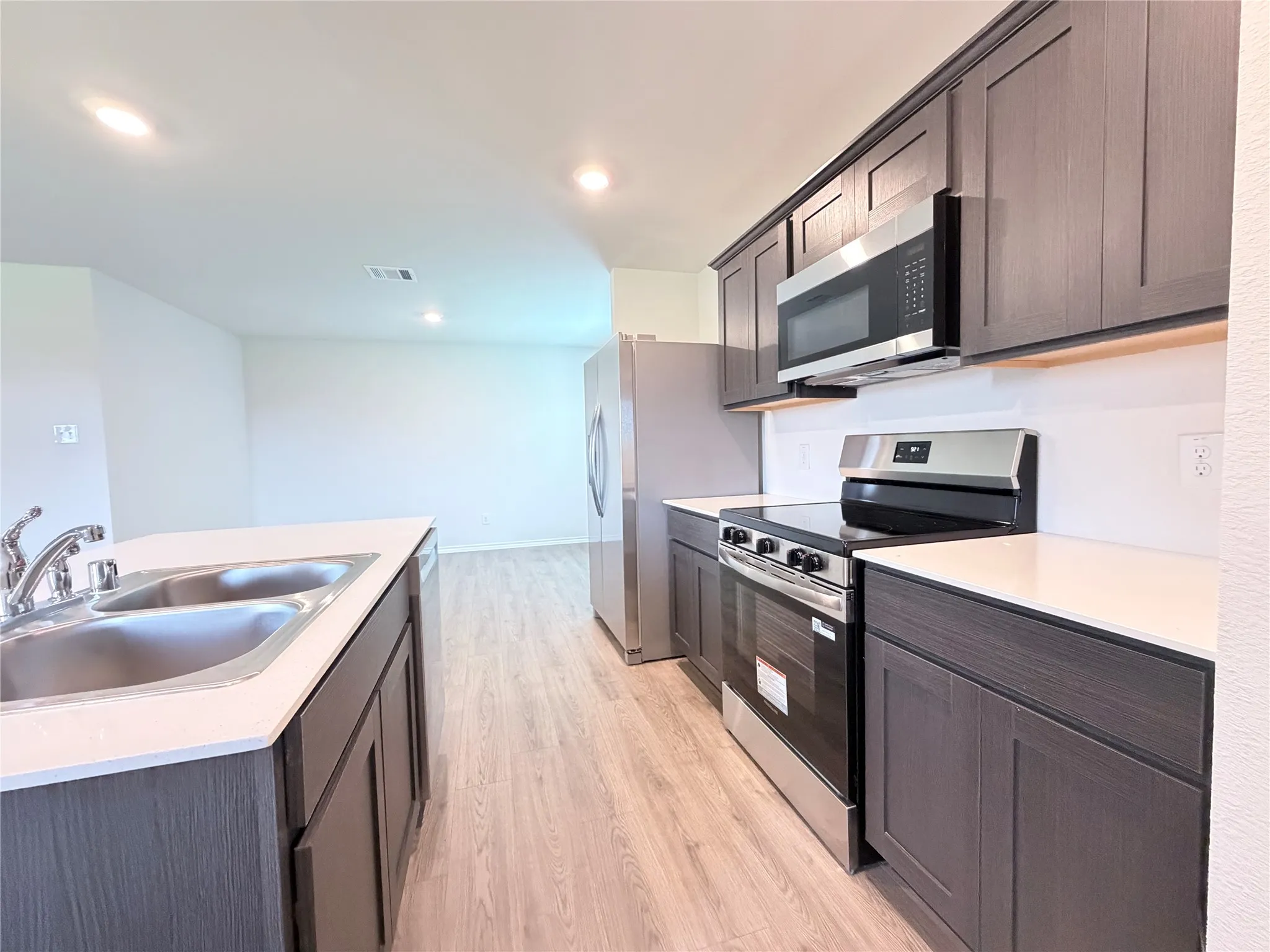Single Family Residence For Rent in Hunt County , 1137 Southfield Drive, Josephine, Texas 75135, 5 Bedroom, 3 Bathroom, 2 Garage spaces, 1,892 Sqft, built in 2026, mls#21355592, Real Estate Agent in Josephine, Homes For Rent in Hunt county, Homes For Rent in Josephine, Realtor in Josephine Texas, Real Estate Brokerage Independent Realty Texas, Luminita Cordes Realtor