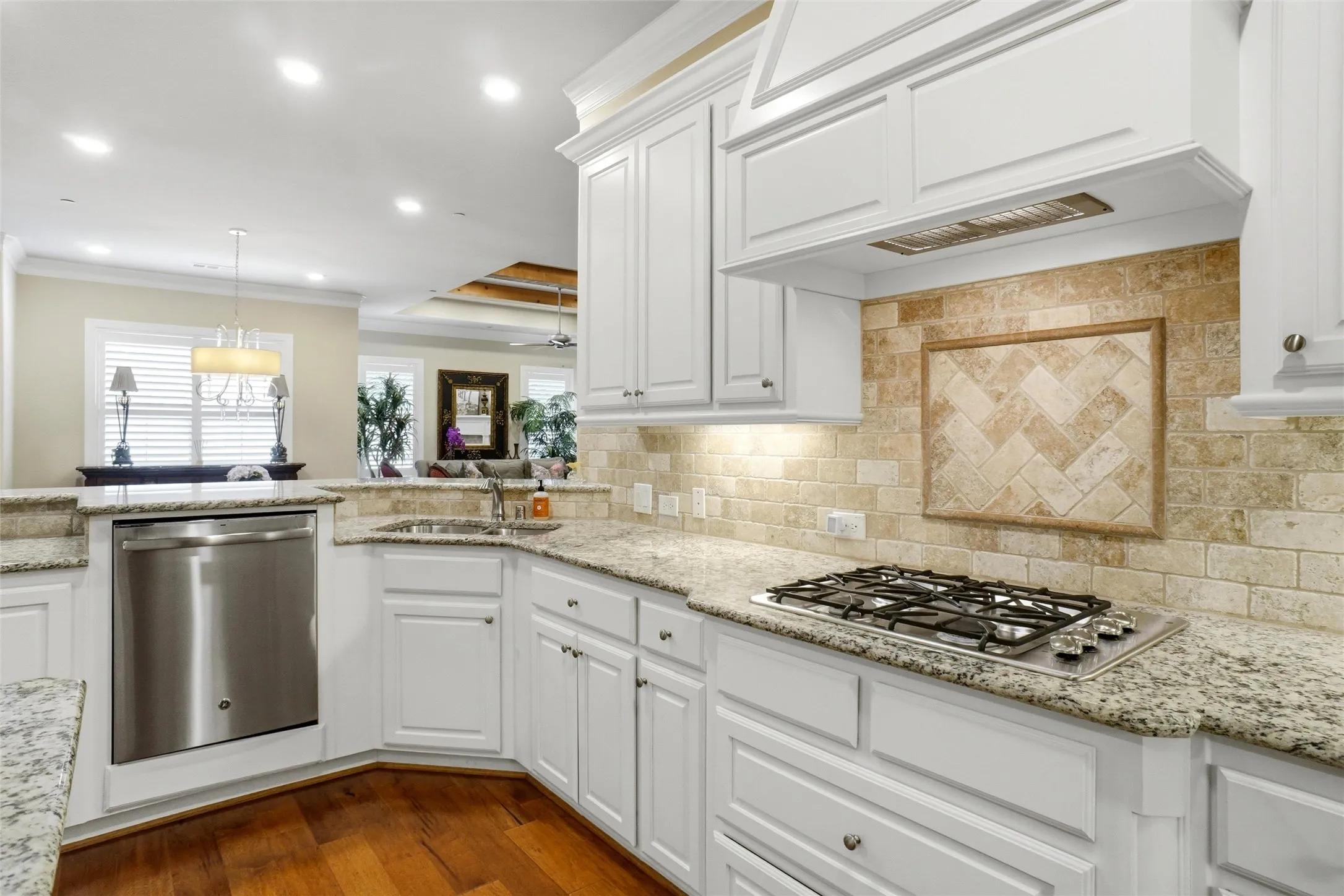 Condominium For Sale in Tarrant County , 365 Watermere Drive, Southlake, Texas 76092, 2 Bedroom, 3 Bathroom, 2 Garage spaces, 2,117 Sqft, built in 2015, mls#21355594, Real Estate Agent in Southlake, Homes For Sale in Tarrant county, Homes For Sale in Southlake, Realtor in Southlake Texas, Real Estate Brokerage Independent Realty Texas, Luminita Cordes Realtor