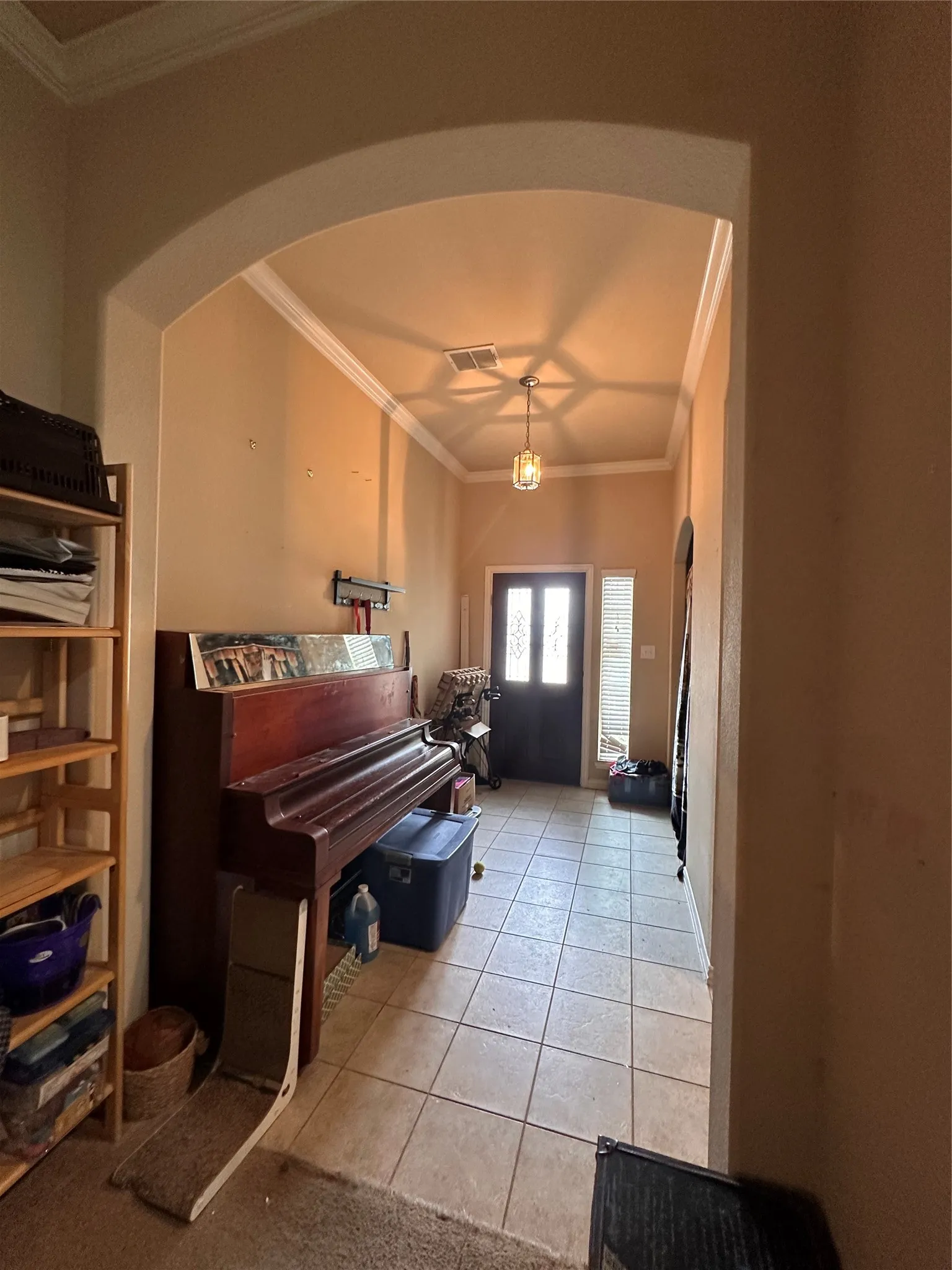Single Family Residence For Sale in Tarrant County , 544 Bromeliad Drive, Fort Worth, Texas 76052, 3 Bedroom, 2 Bathroom, 2 Garage spaces, 1,796 Sqft, built in 2012, mls#21355608, Real Estate Agent in Fort Worth, Homes For Sale in Tarrant county, Homes For Sale in Fort Worth, Realtor in Fort Worth Texas, Real Estate Brokerage Independent Realty Texas, Luminita Cordes Realtor