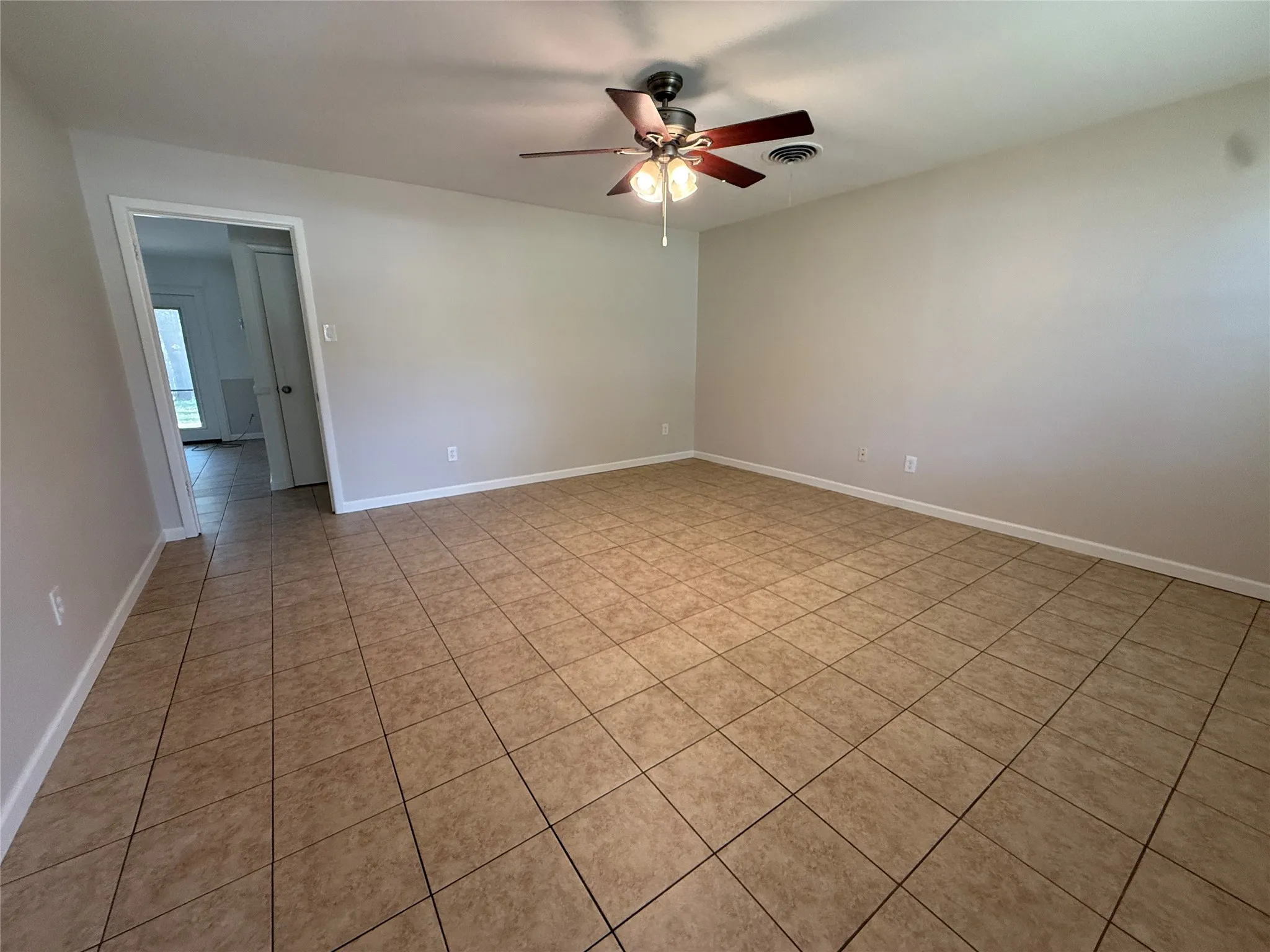 Single Family Residence For Rent in Navarro County , 1915 Fairfax Drive, Corsicana, Texas 75110, 3 Bedroom, 2 Bathroom, 2 Garage spaces, 1,564 Sqft, built in 1971, mls#21355603, Real Estate Agent in Corsicana, Homes For Rent in Navarro county, Homes For Rent in Corsicana, Realtor in Corsicana Texas, Real Estate Brokerage Independent Realty Texas, Luminita Cordes Realtor