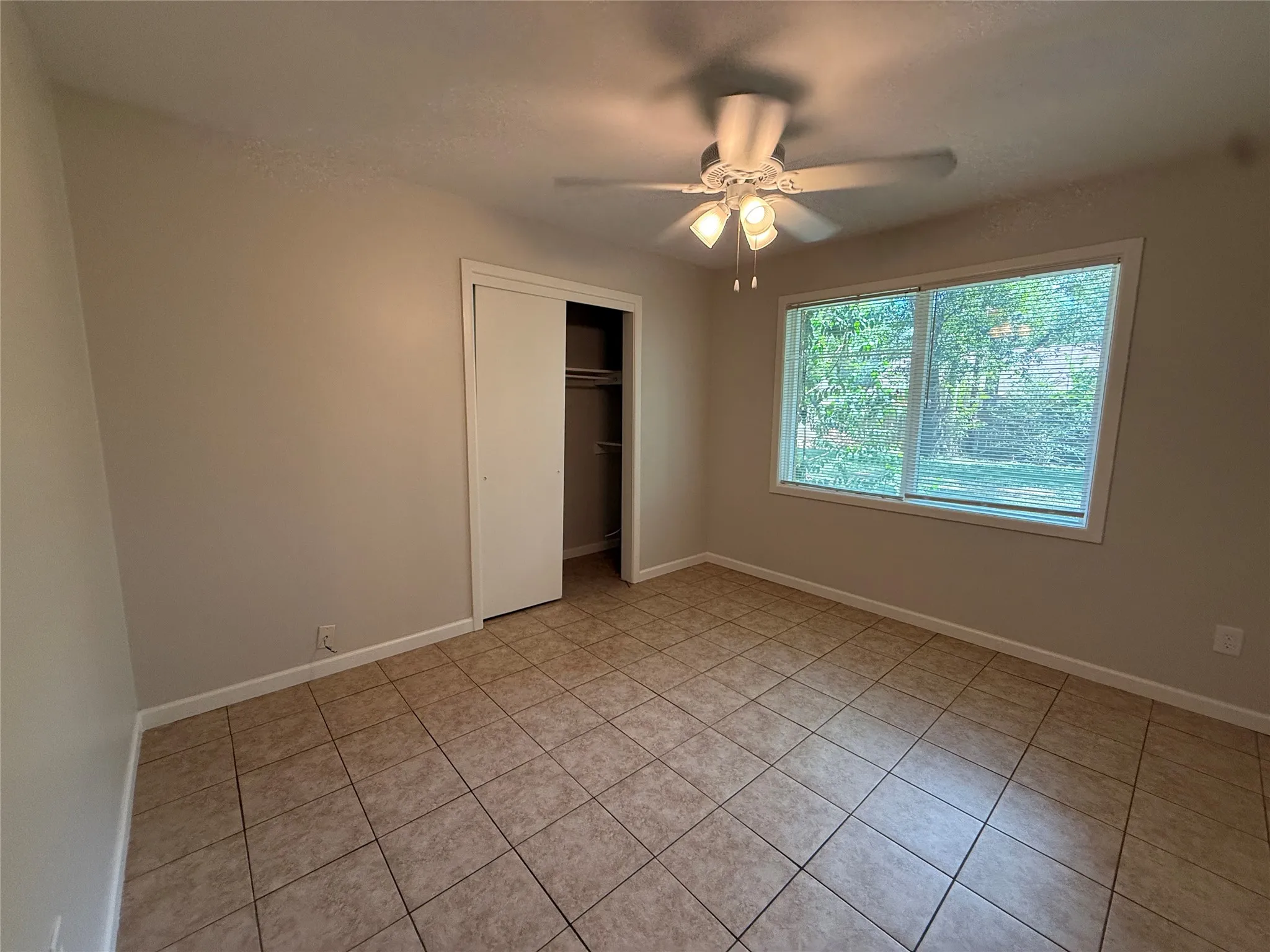 Single Family Residence For Rent in Navarro County , 1915 Fairfax Drive, Corsicana, Texas 75110, 3 Bedroom, 2 Bathroom, 2 Garage spaces, 1,564 Sqft, built in 1971, mls#21355603, Real Estate Agent in Corsicana, Homes For Rent in Navarro county, Homes For Rent in Corsicana, Realtor in Corsicana Texas, Real Estate Brokerage Independent Realty Texas, Luminita Cordes Realtor